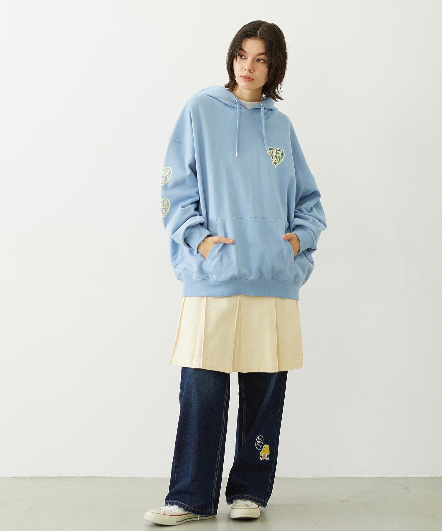 MELTY HEART WIDE HOODIE SWEAT
