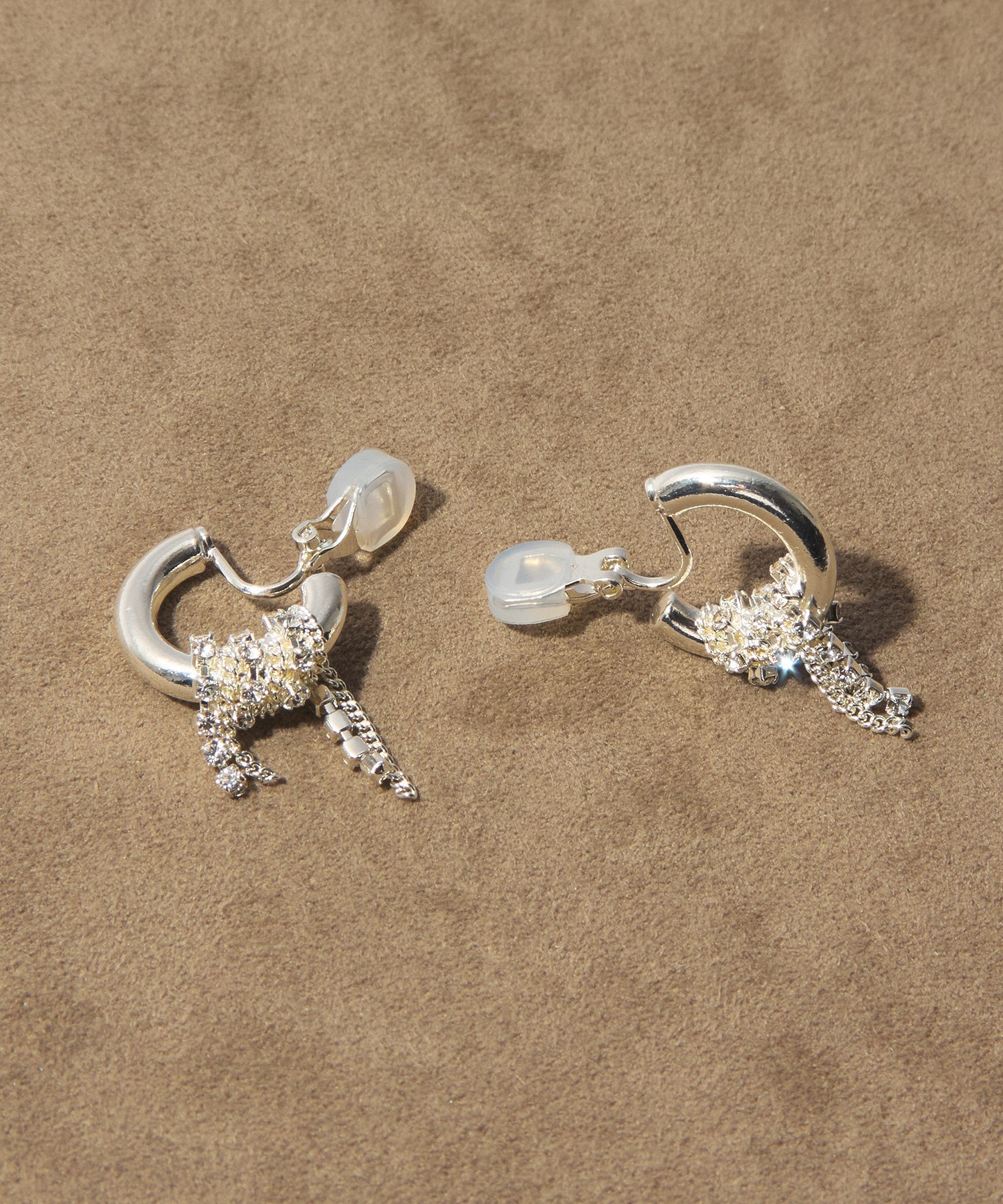 loni/LUPINUS BIJOU CHAIN EARRINGS