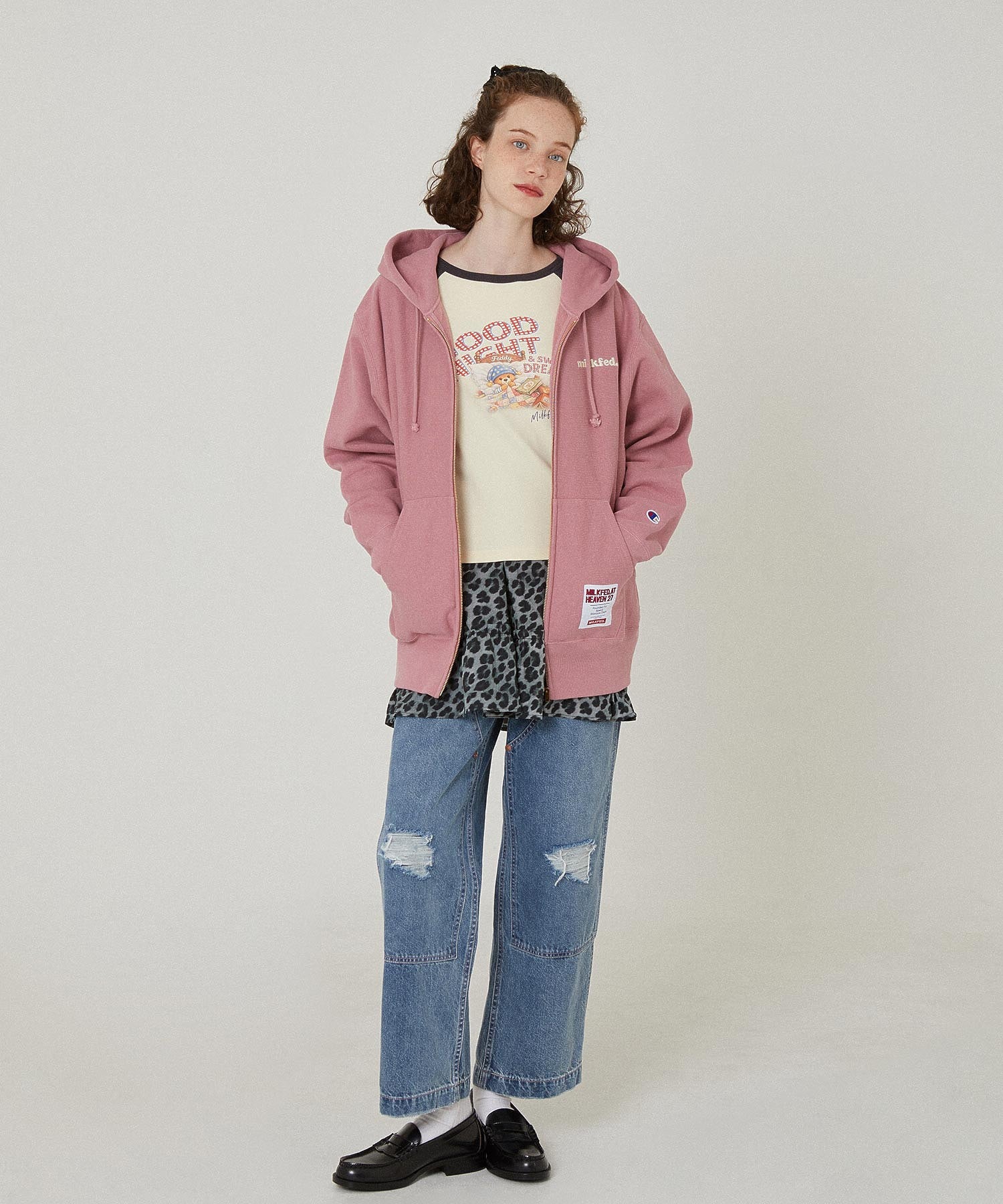 DOUBLE KNEE DISTRESSED DENIM PANTS