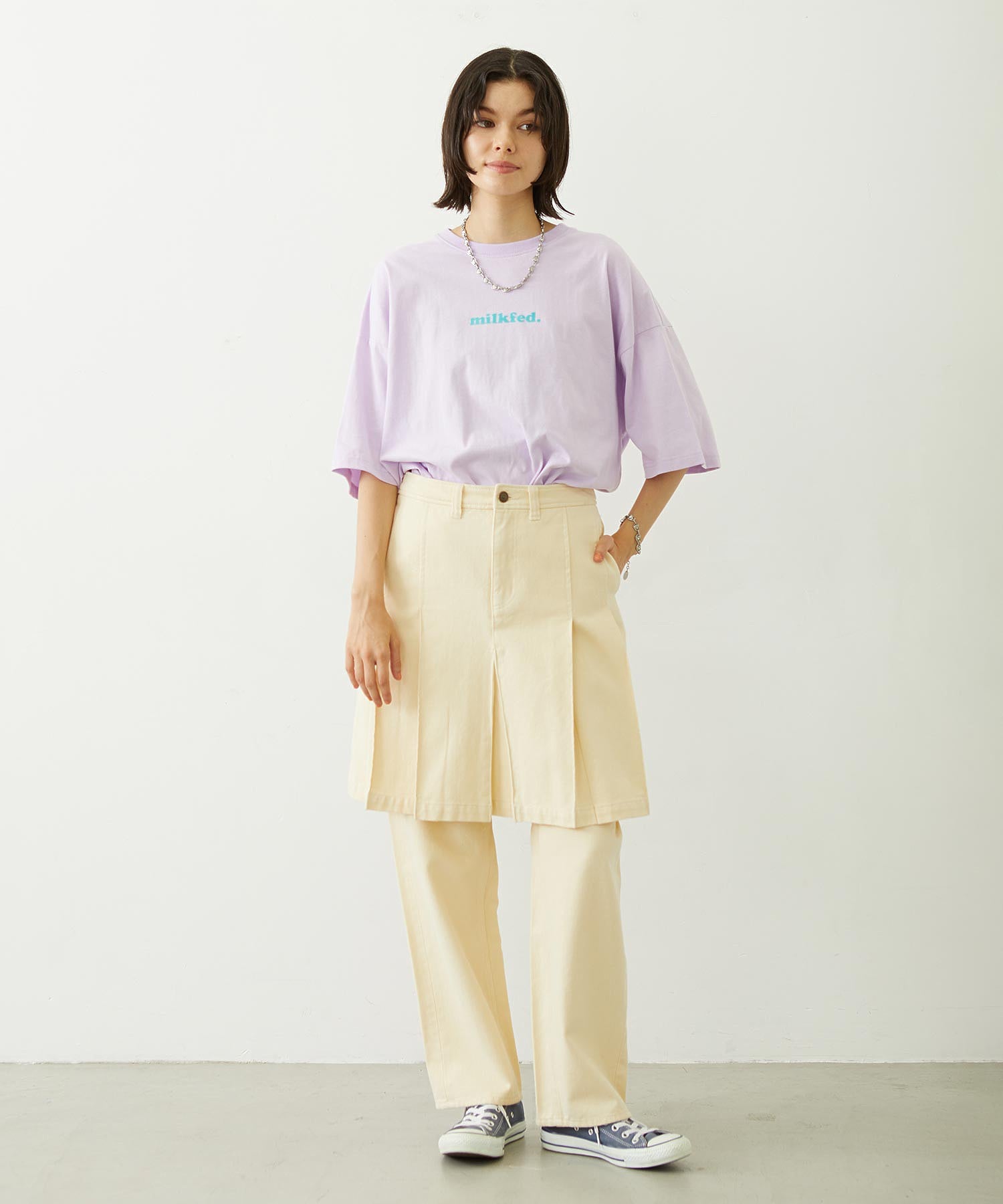 MILKFED. EMBROIDERED DENIM PANTS