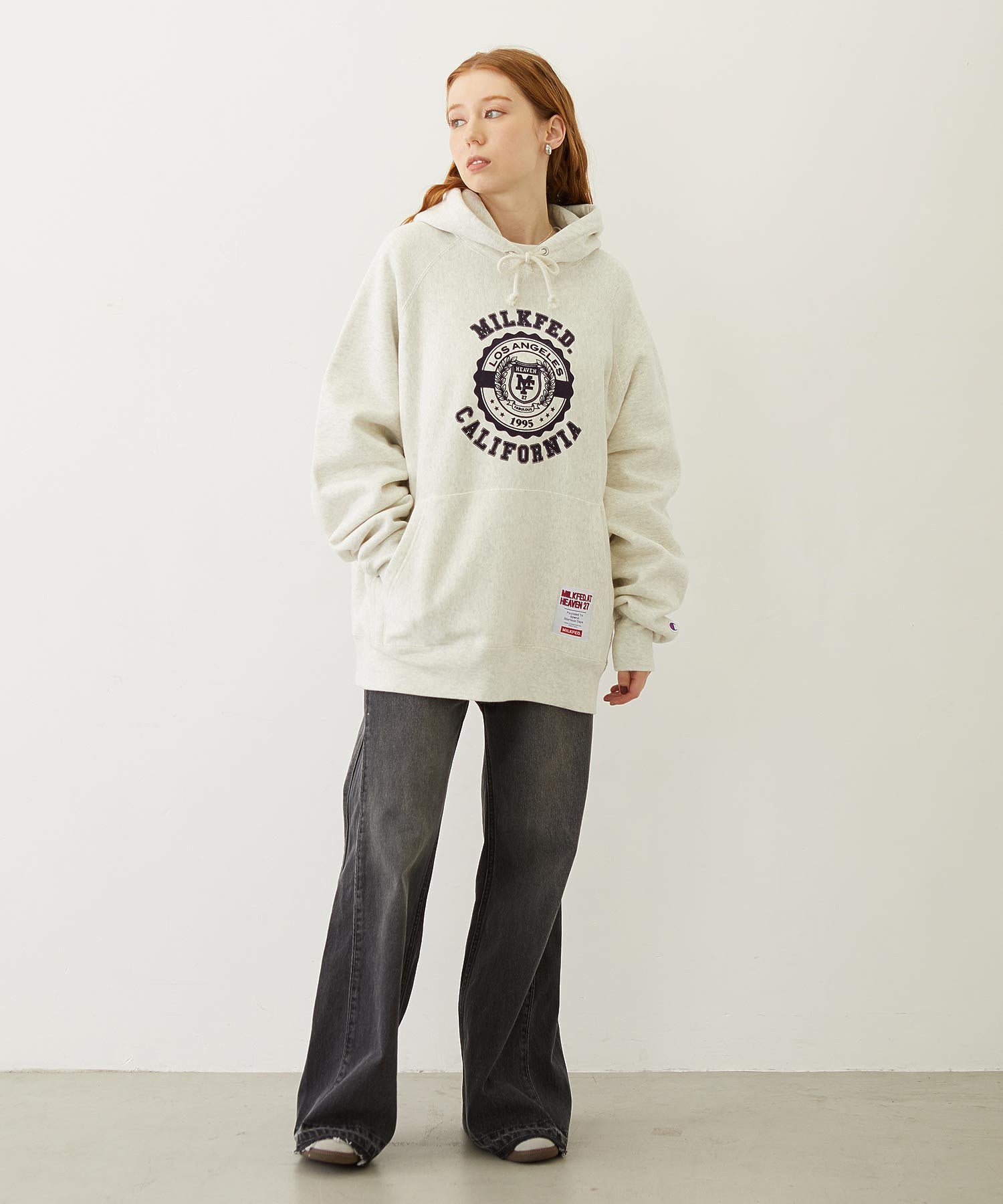 MILKFED. × CHAMPION COLLEGE LOGO SWEAT HOODIE
