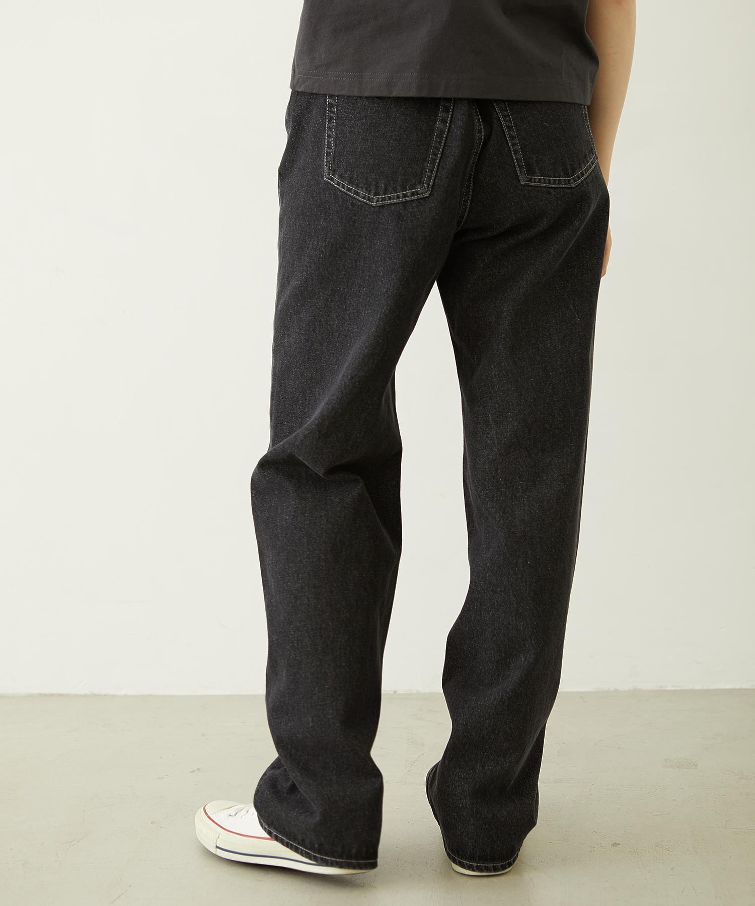 MILKFED. EMBROIDERED DENIM PANTS