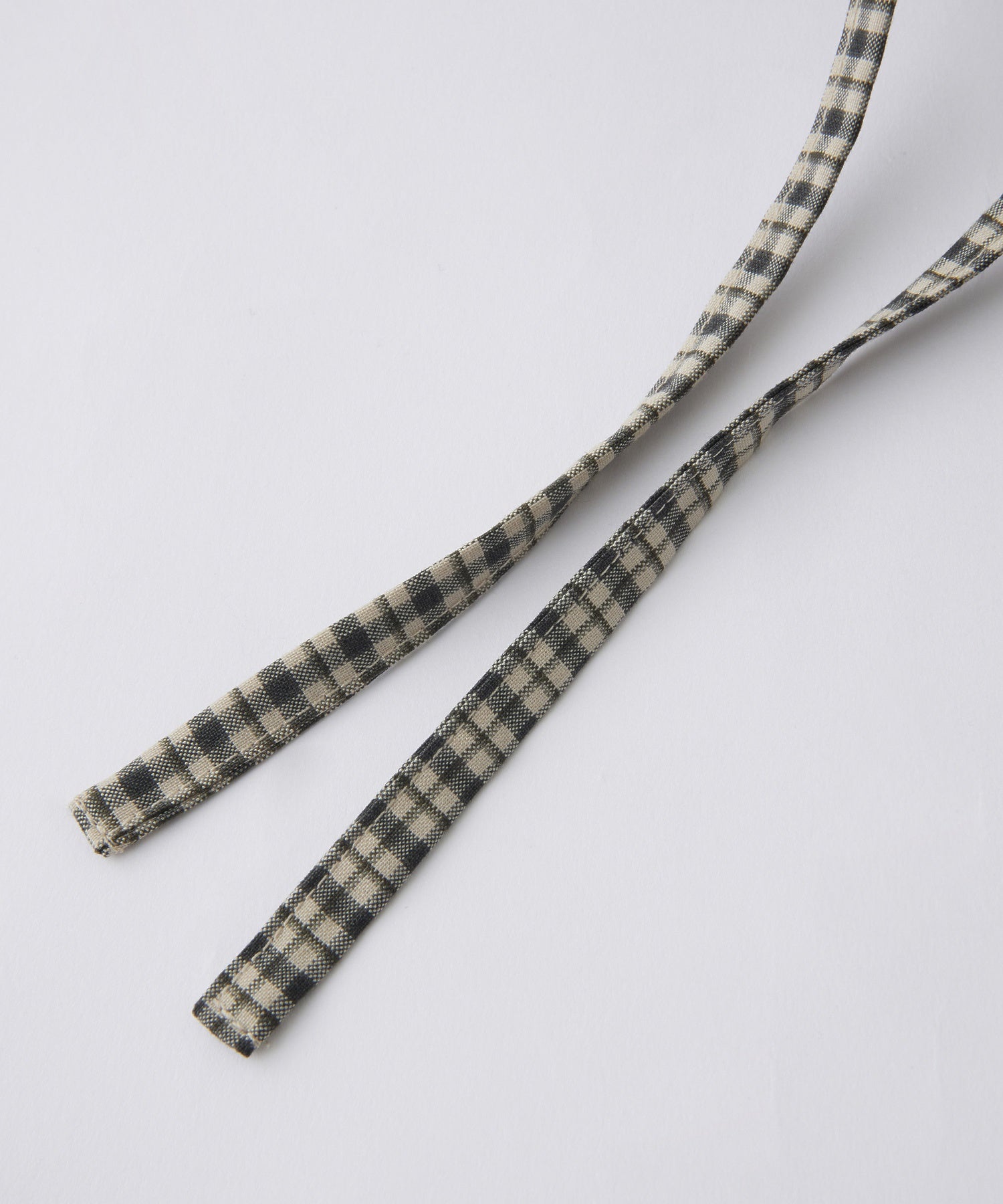 VOLUME SLEEVE HOODED BLOUSE