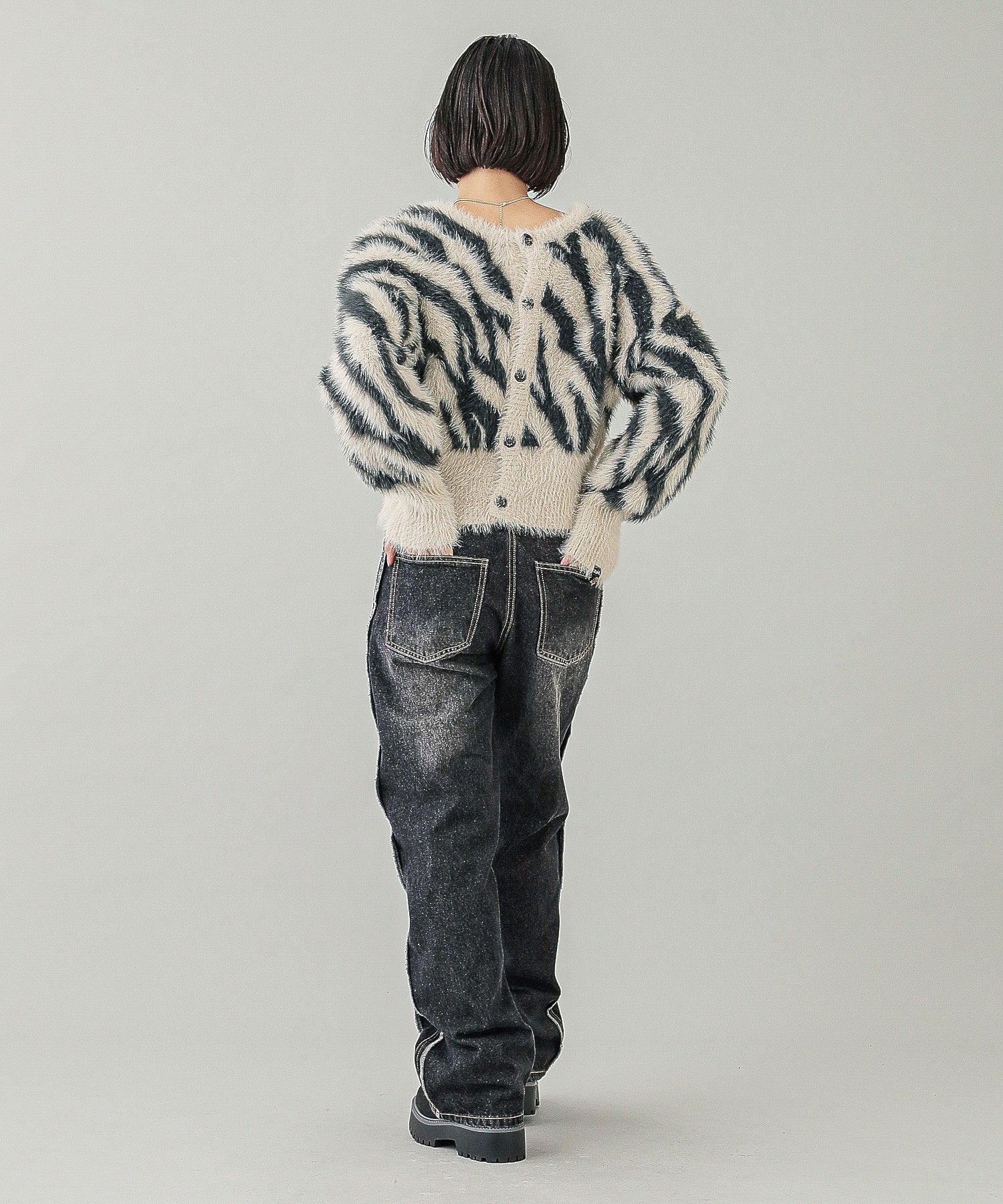 ZEBRA 2WAY KNIT CARDIGAN