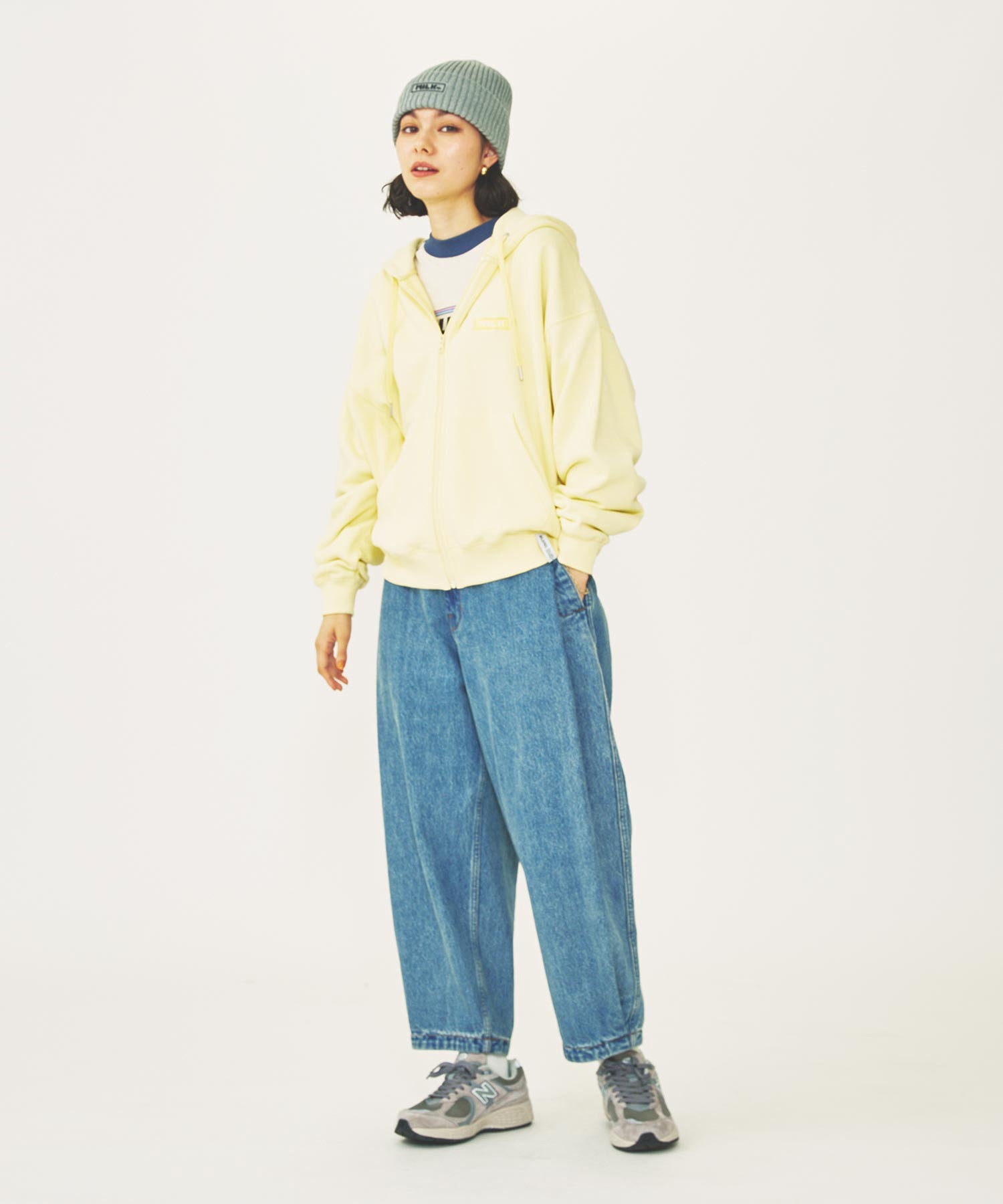 WIDE LEG BAGGY DENIM PANTS