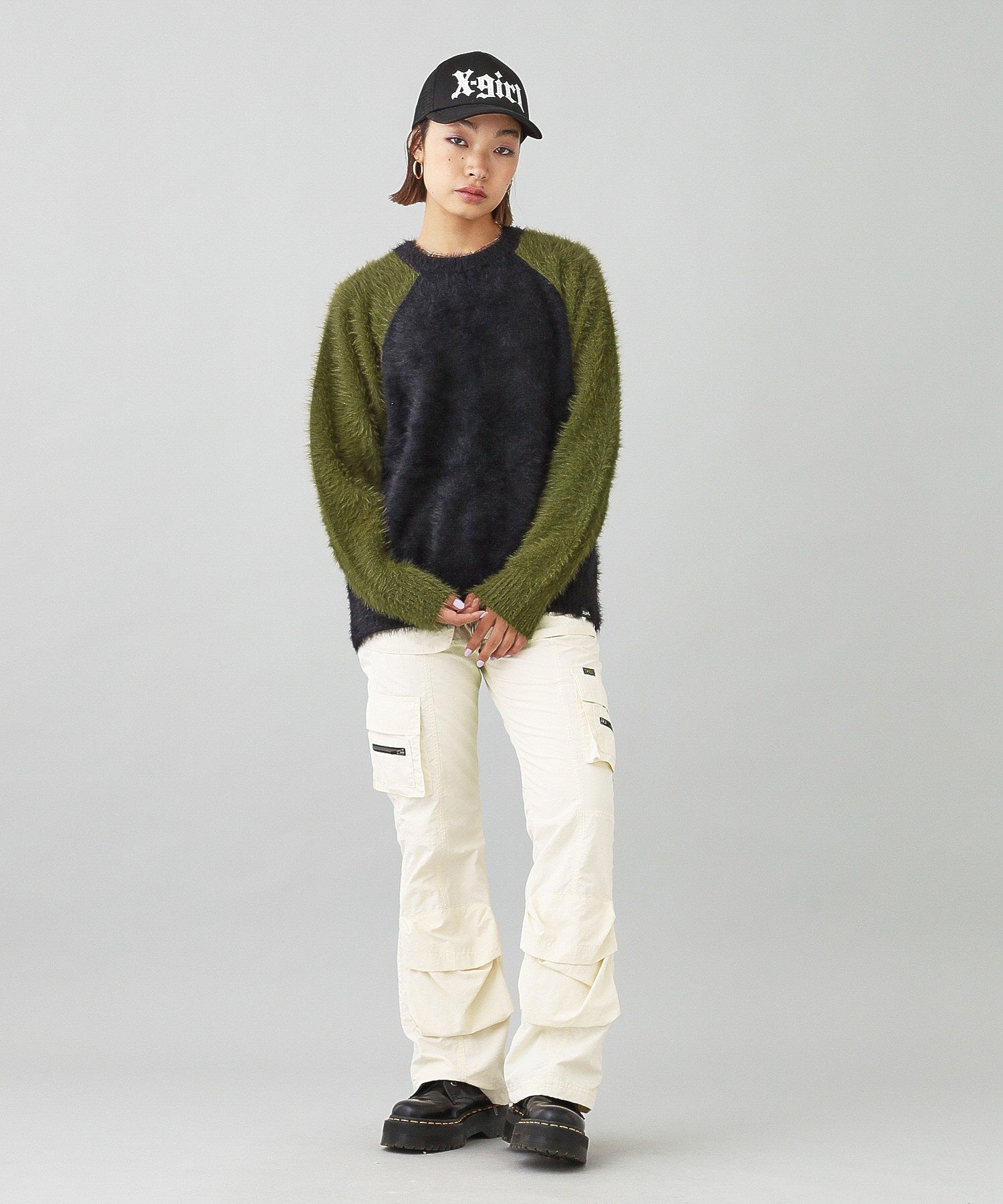 LOW RISE EASY FLARE PANTS