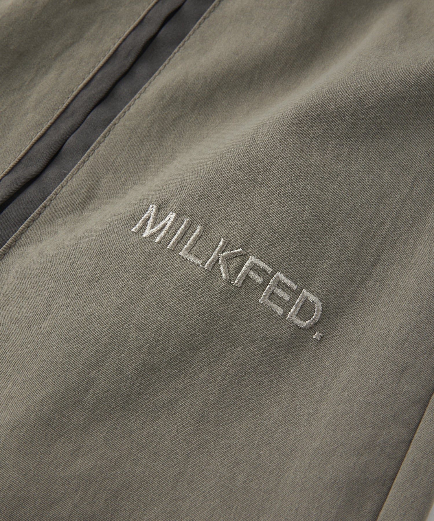 FRONT LINE ZIP UP PANTS