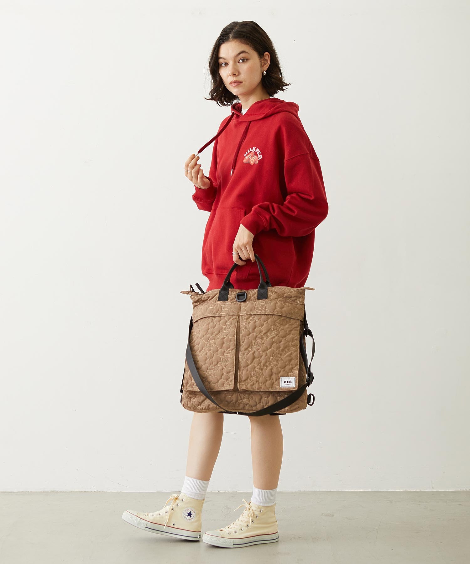 CHERRY QUILTED HELMET BAG