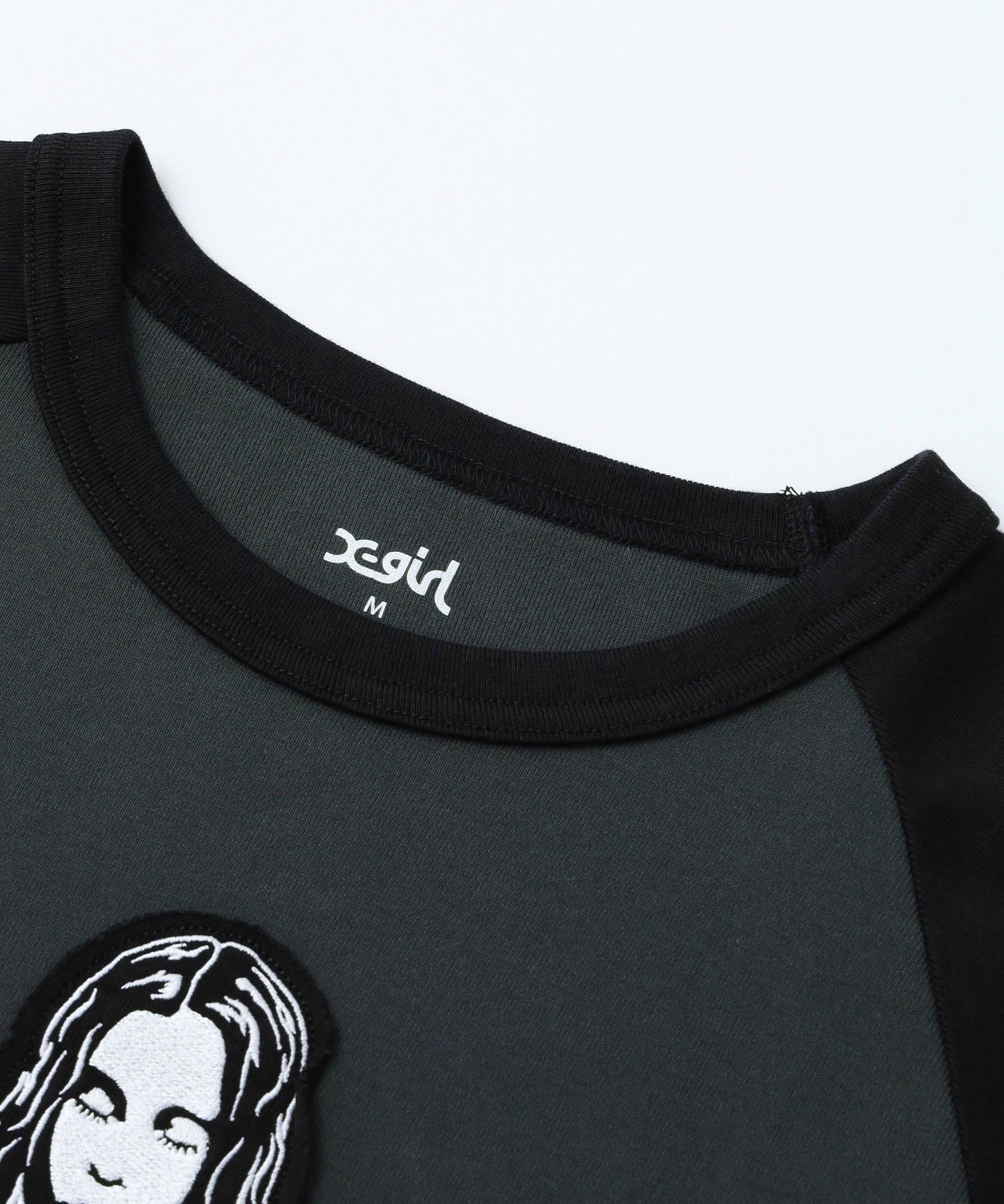 FACE EMBROIDERED PATCH RAGLAN S/S BABY TEE