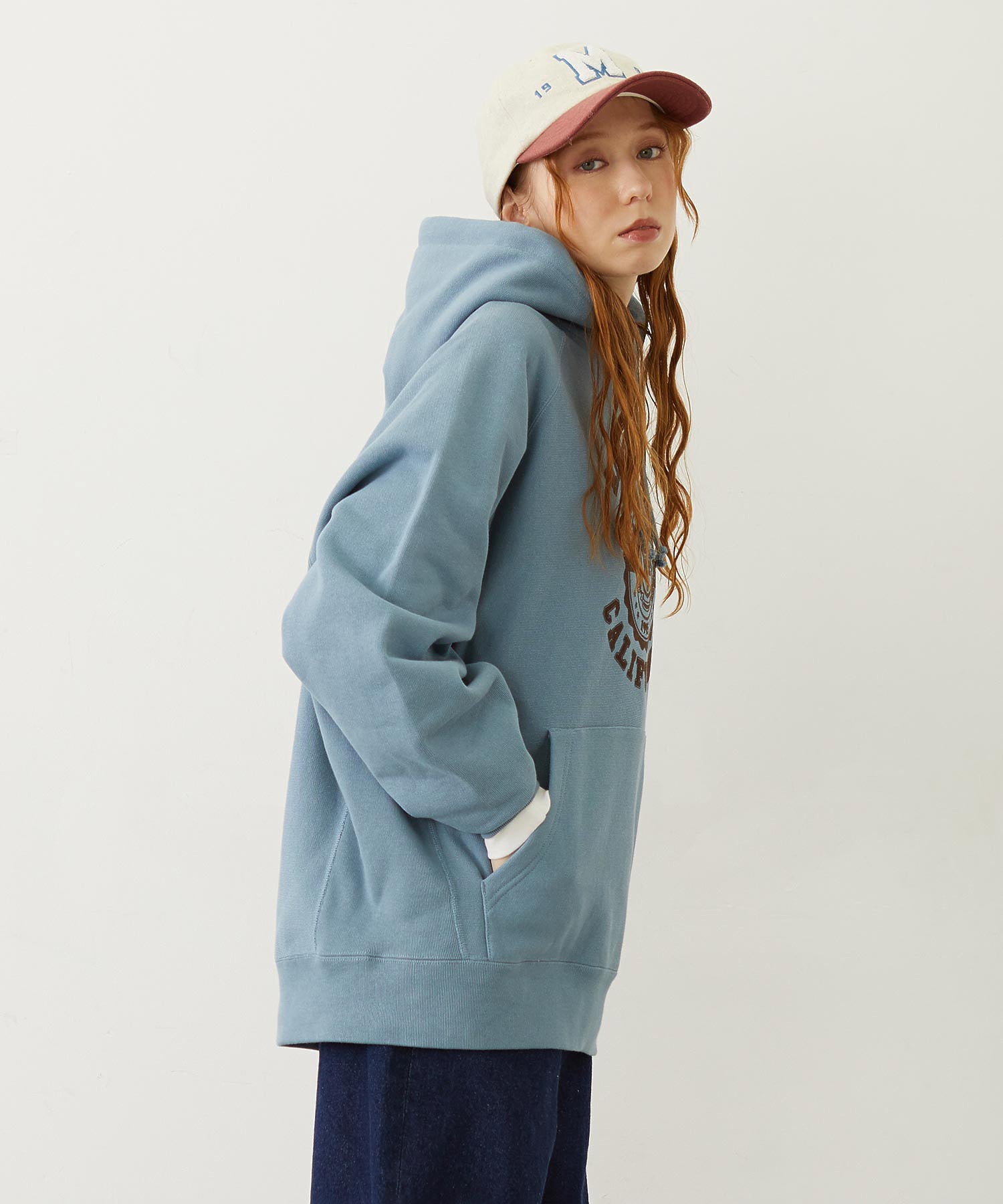 MILKFED. × CHAMPION COLLEGE LOGO SWEAT HOODIE