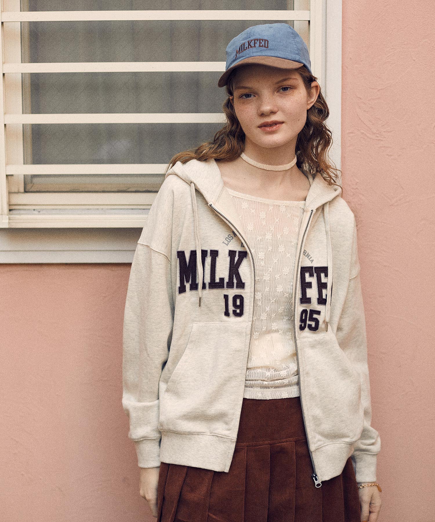 COLLEGE PATCH ZIP UP HOODIE