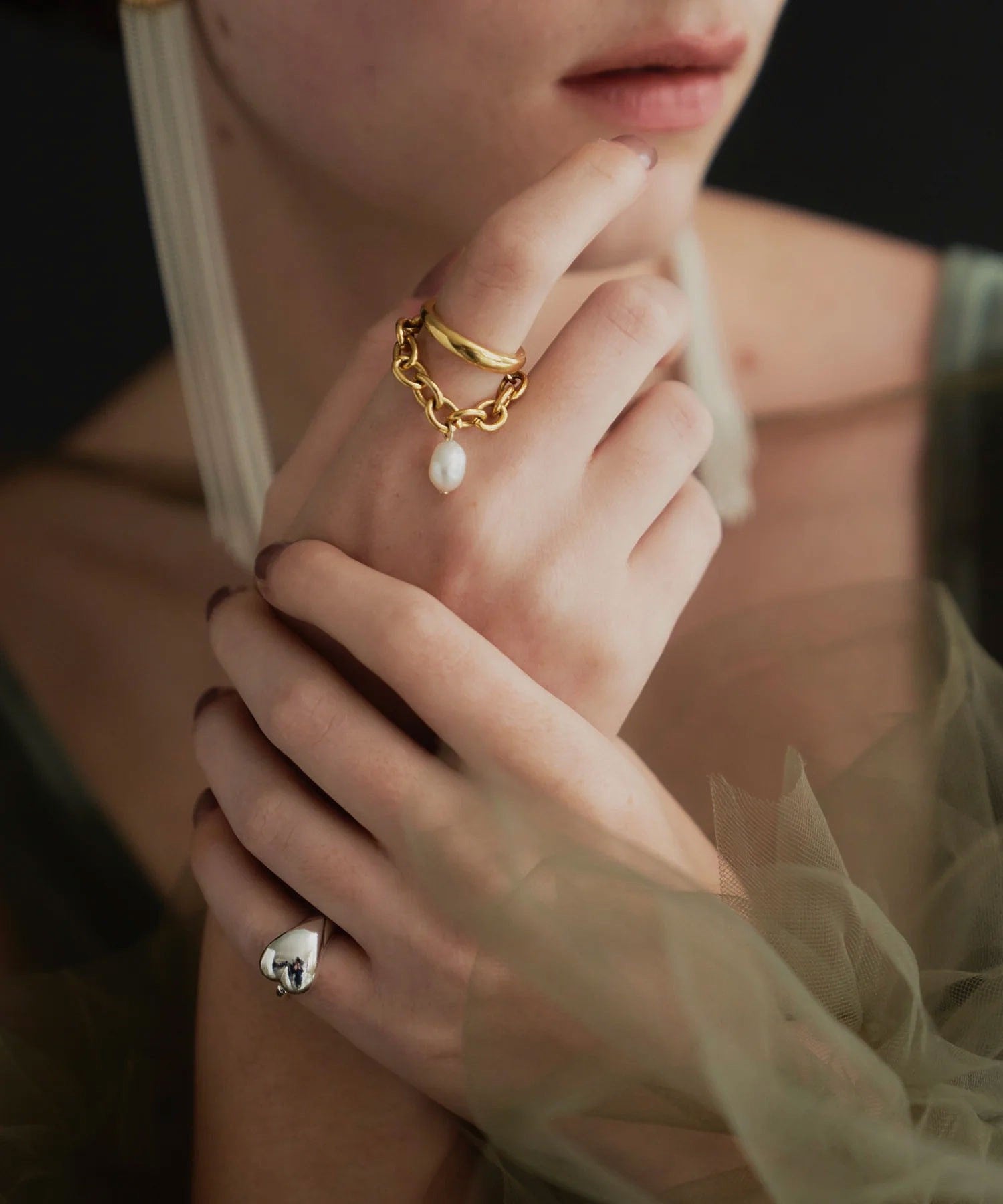 loni/IVY PEARL CHAIN RING