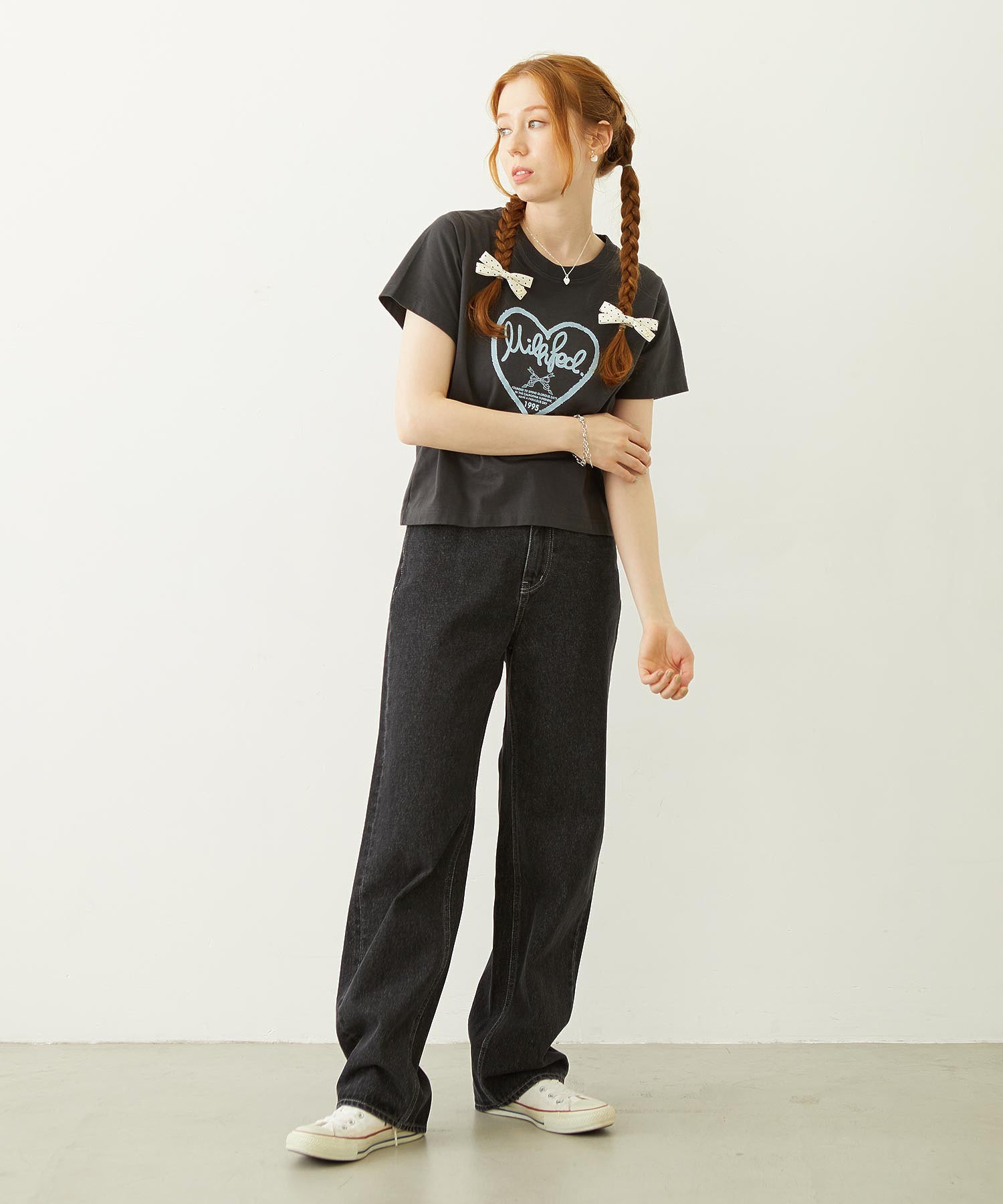 MILKFED. EMBROIDERED DENIM PANTS