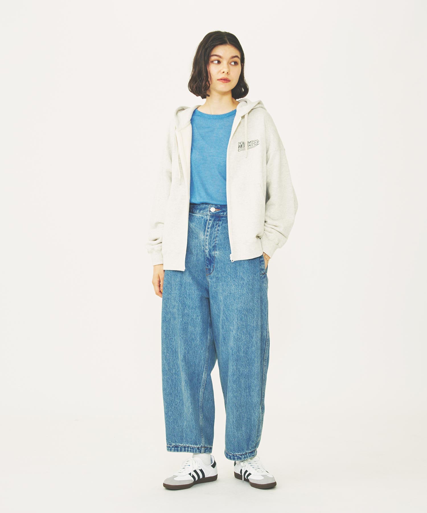 WIDE LEG BAGGY DENIM PANTS