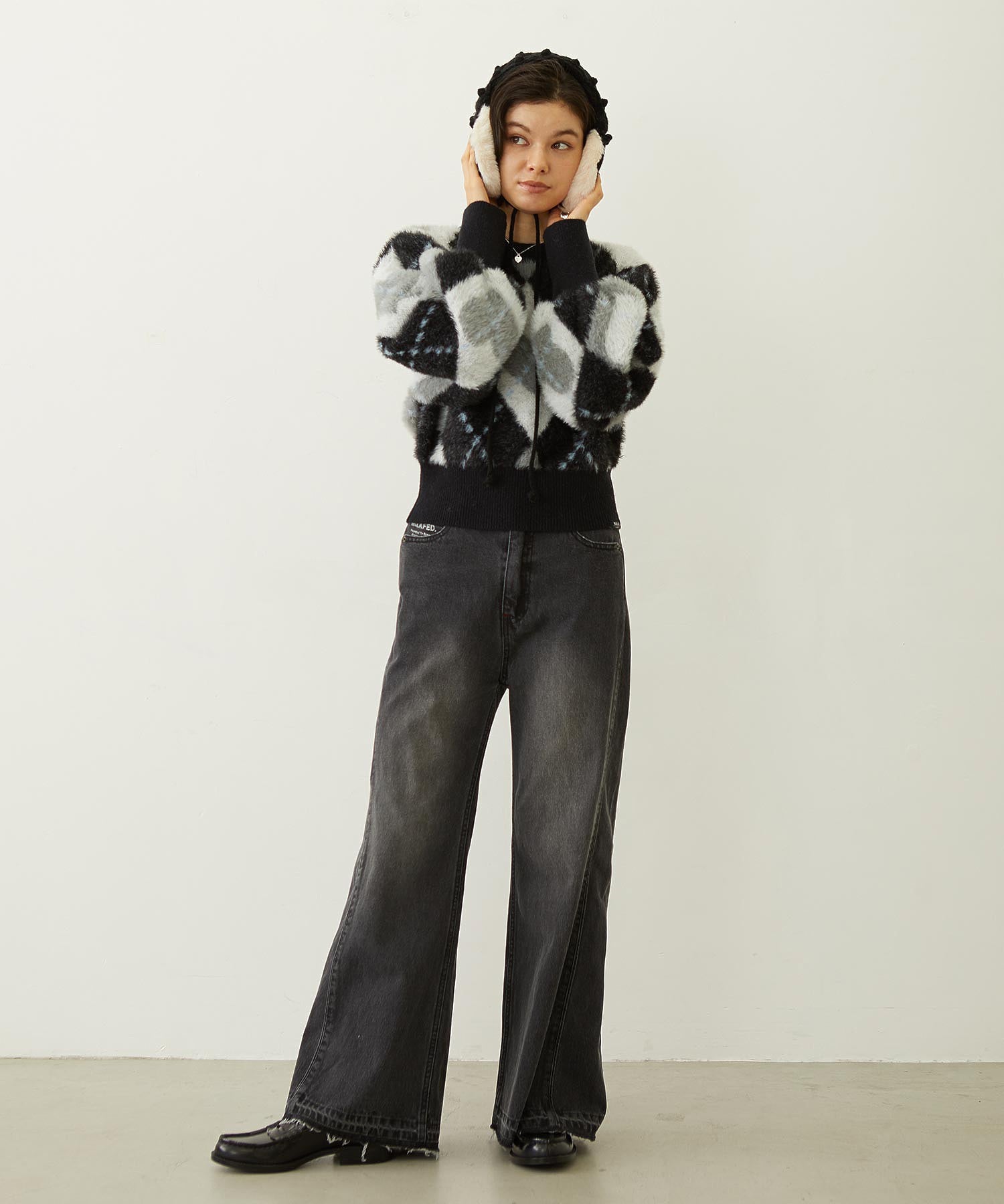 CABLE KNIT EARMUFFS