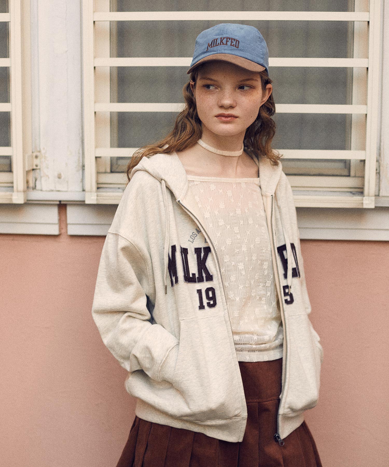 COLLEGE PATCH ZIP UP HOODIE