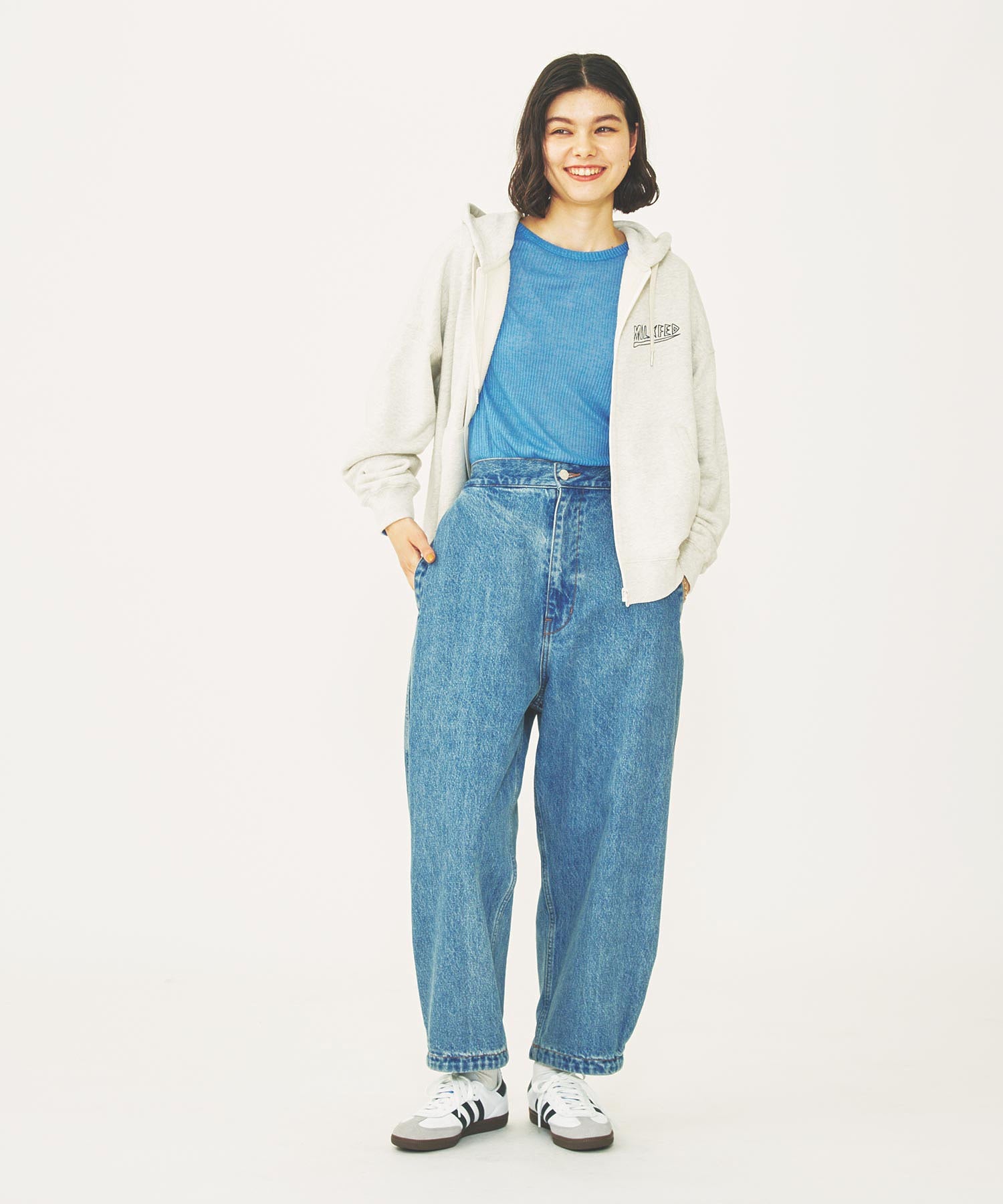 WIDE LEG BAGGY DENIM PANTS