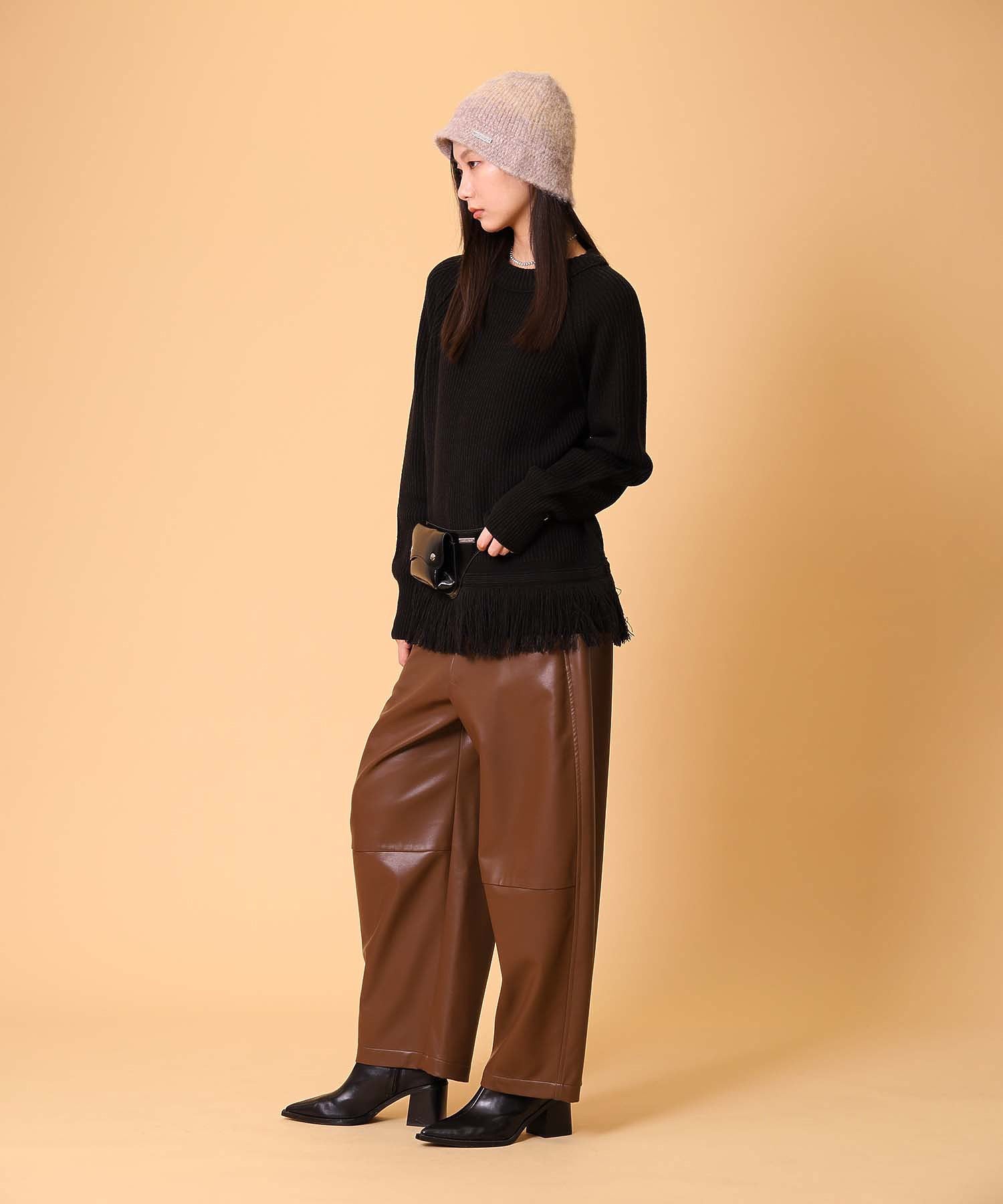 レザーカーブパンツ