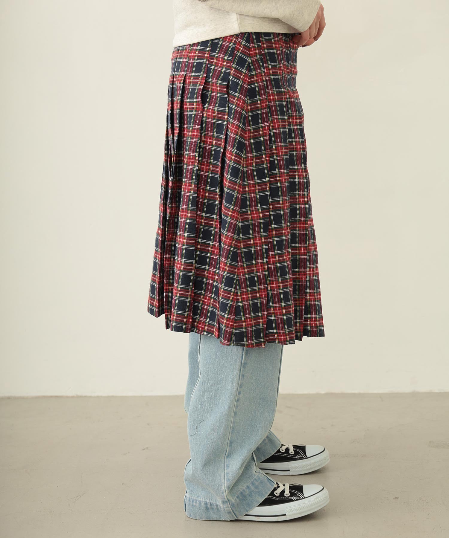 PLEATED PLAID SKIRT