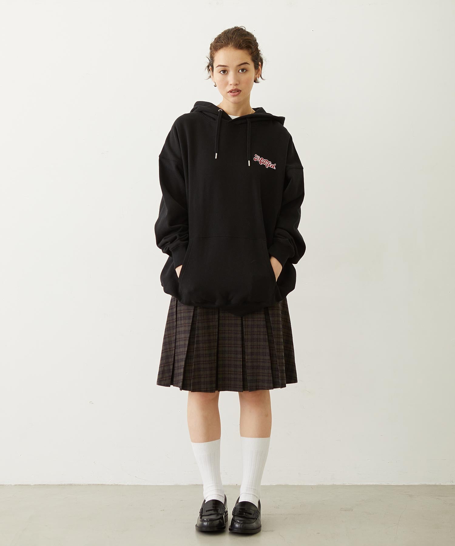 BELTED PLEATED SKIRT