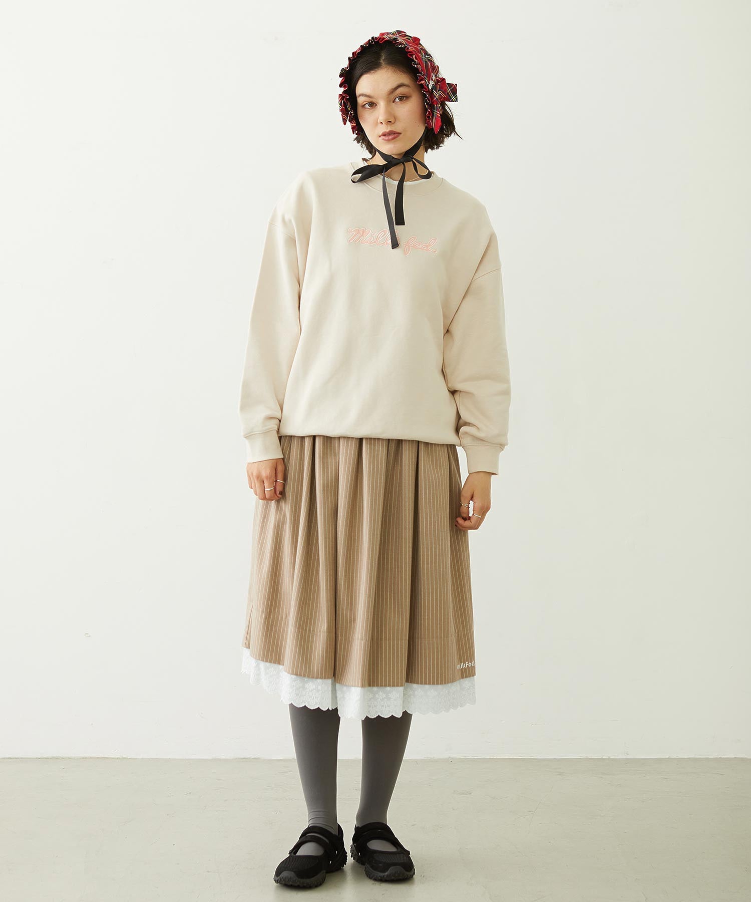 LACE HEM STRIPED SKIRT