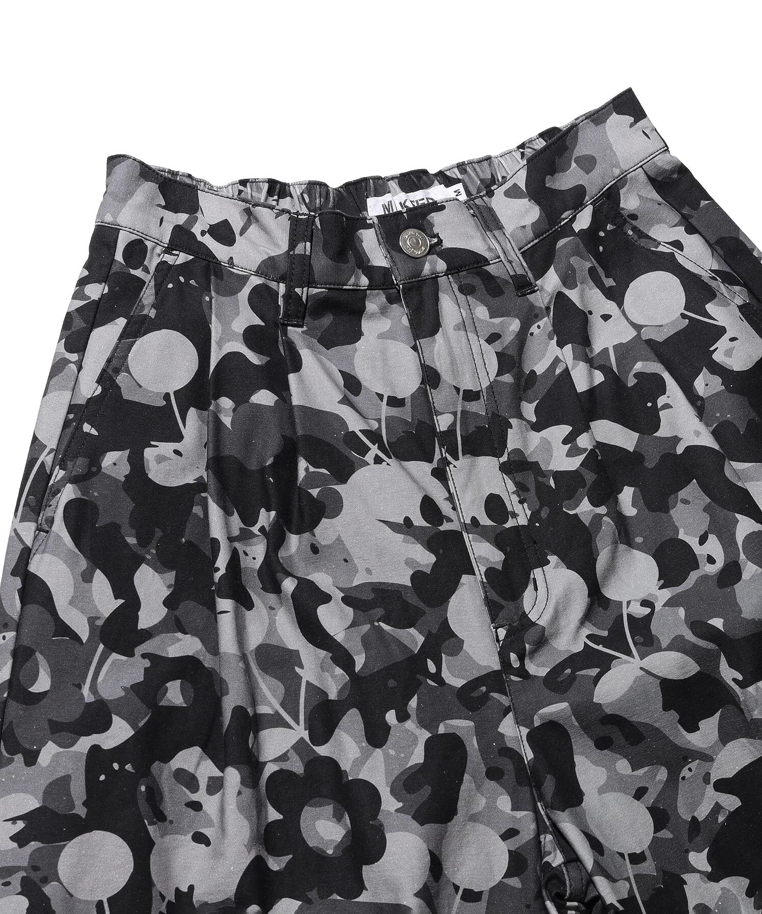 FRILL HEM CAMO PANTS