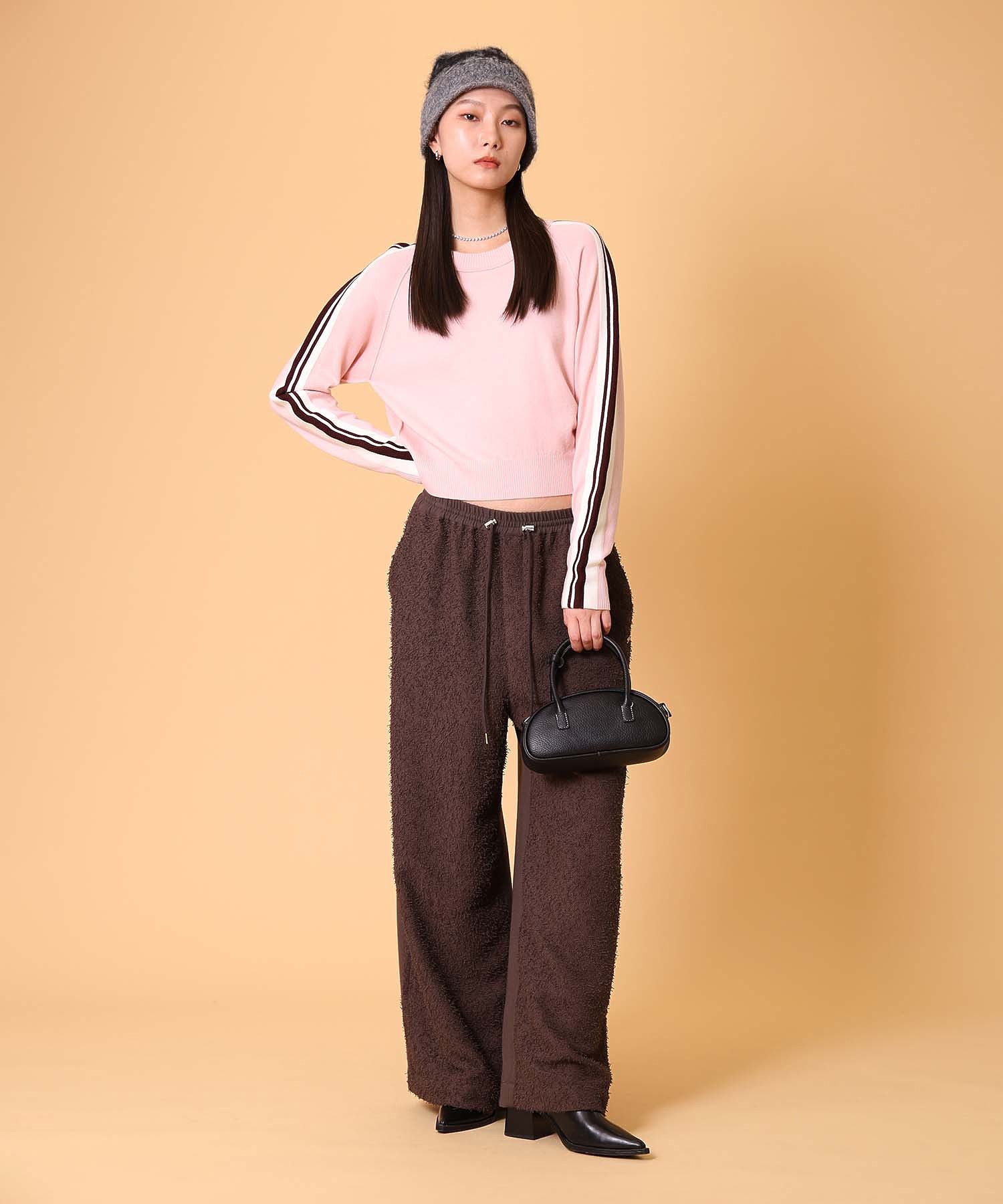 ラインニットプルオーバー