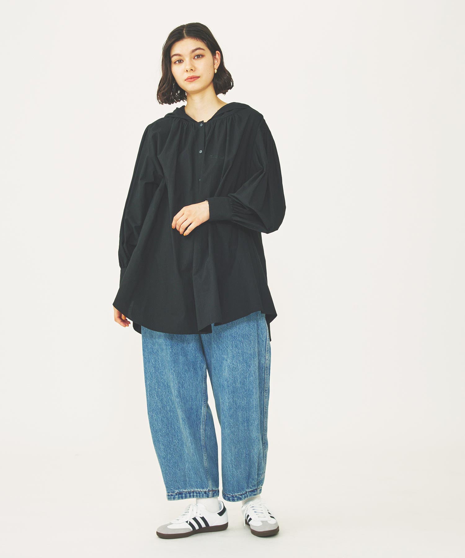 WIDE LEG BAGGY DENIM PANTS