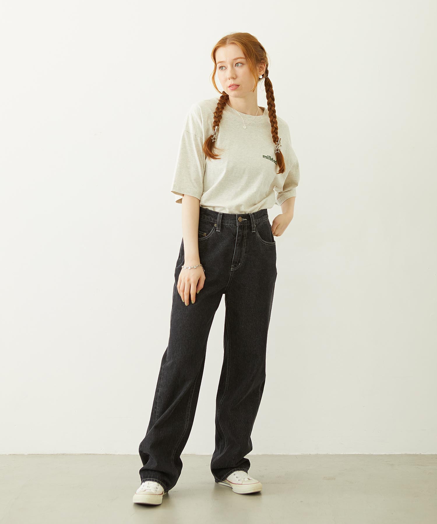 MILKFED. EMBROIDERED DENIM PANTS