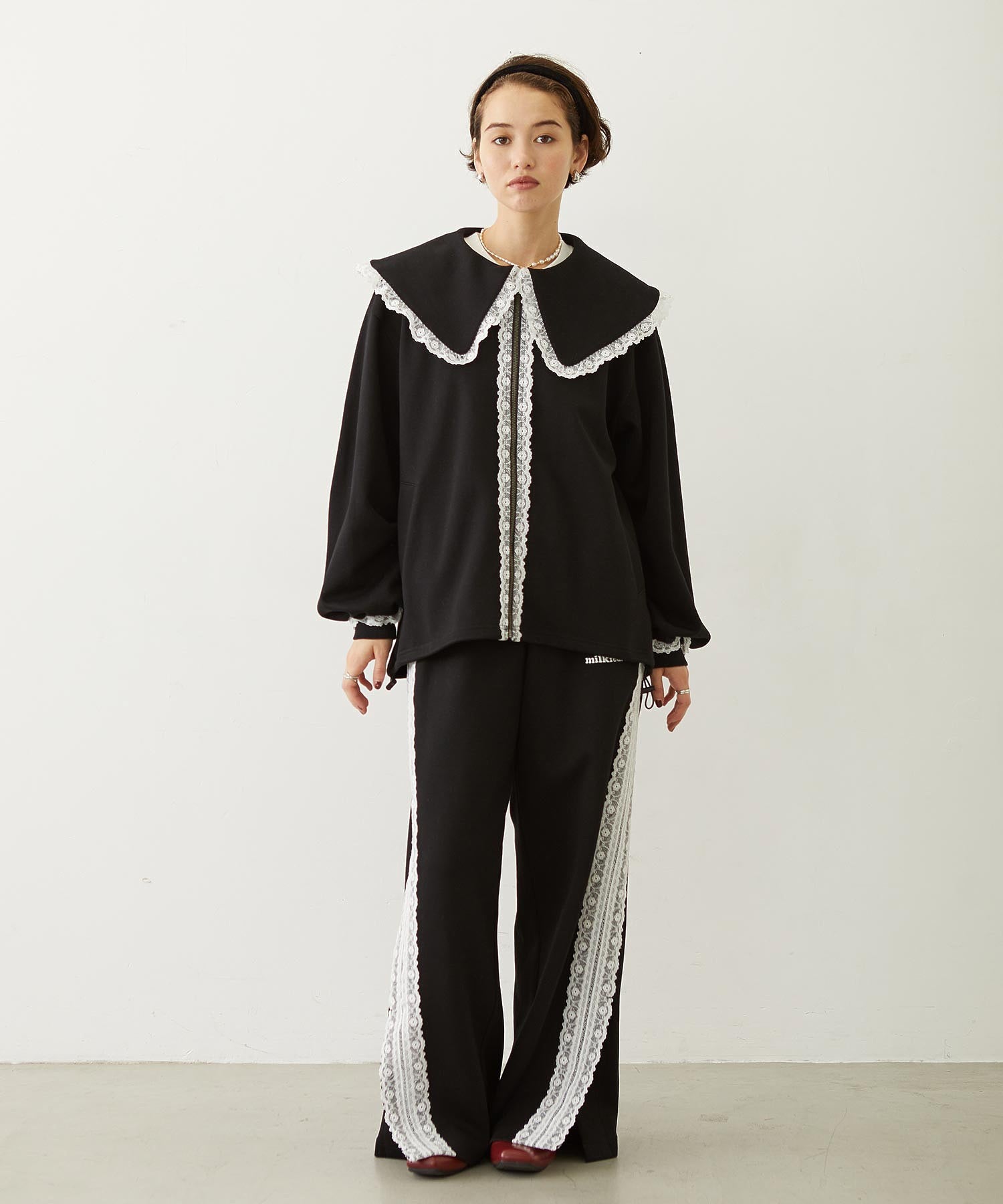 LACE LINE PANTS