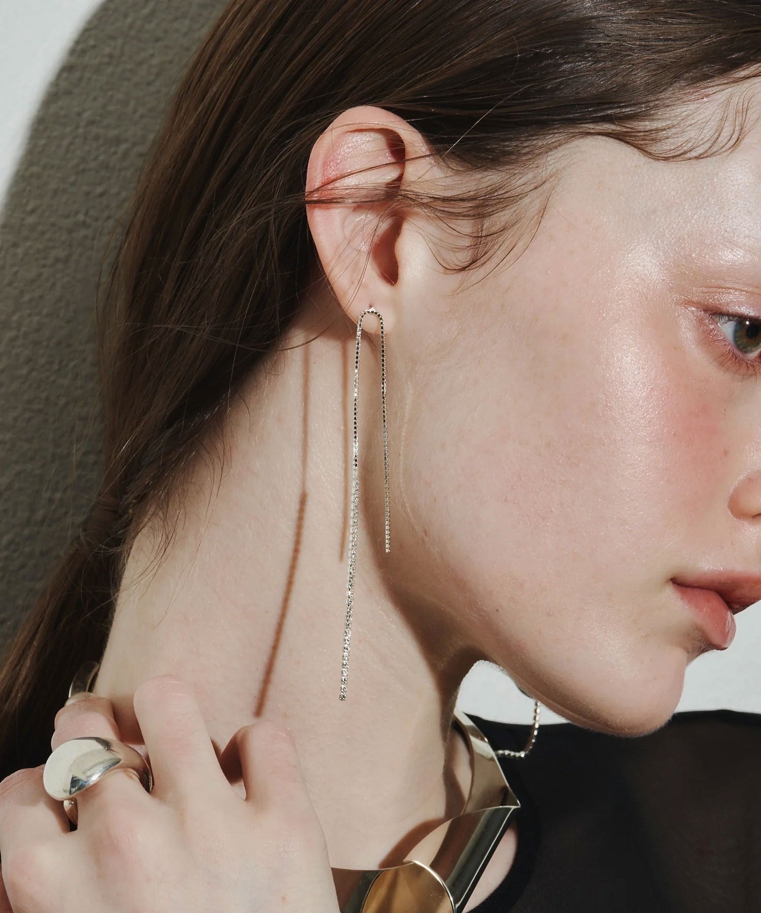 loni/LEAF BIJOU ASYMMETRY PIERCE