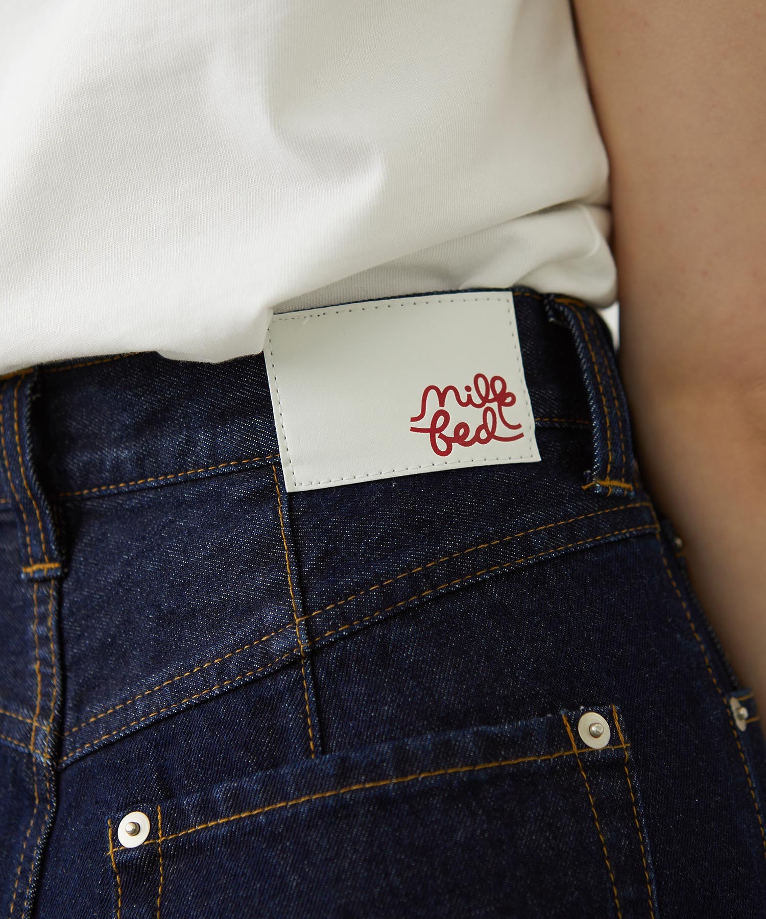 STRAIGHT DENIM PANTS