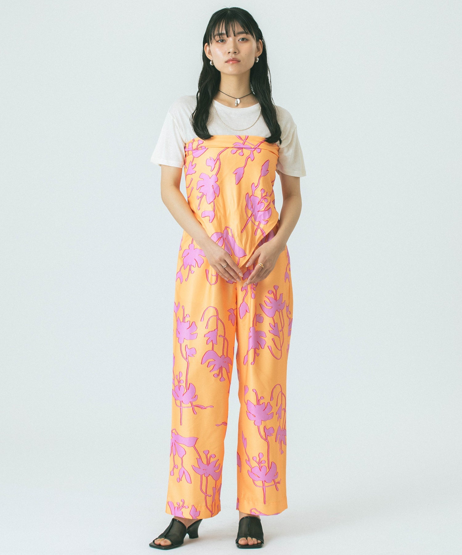 FLOWER PRINT PANTS