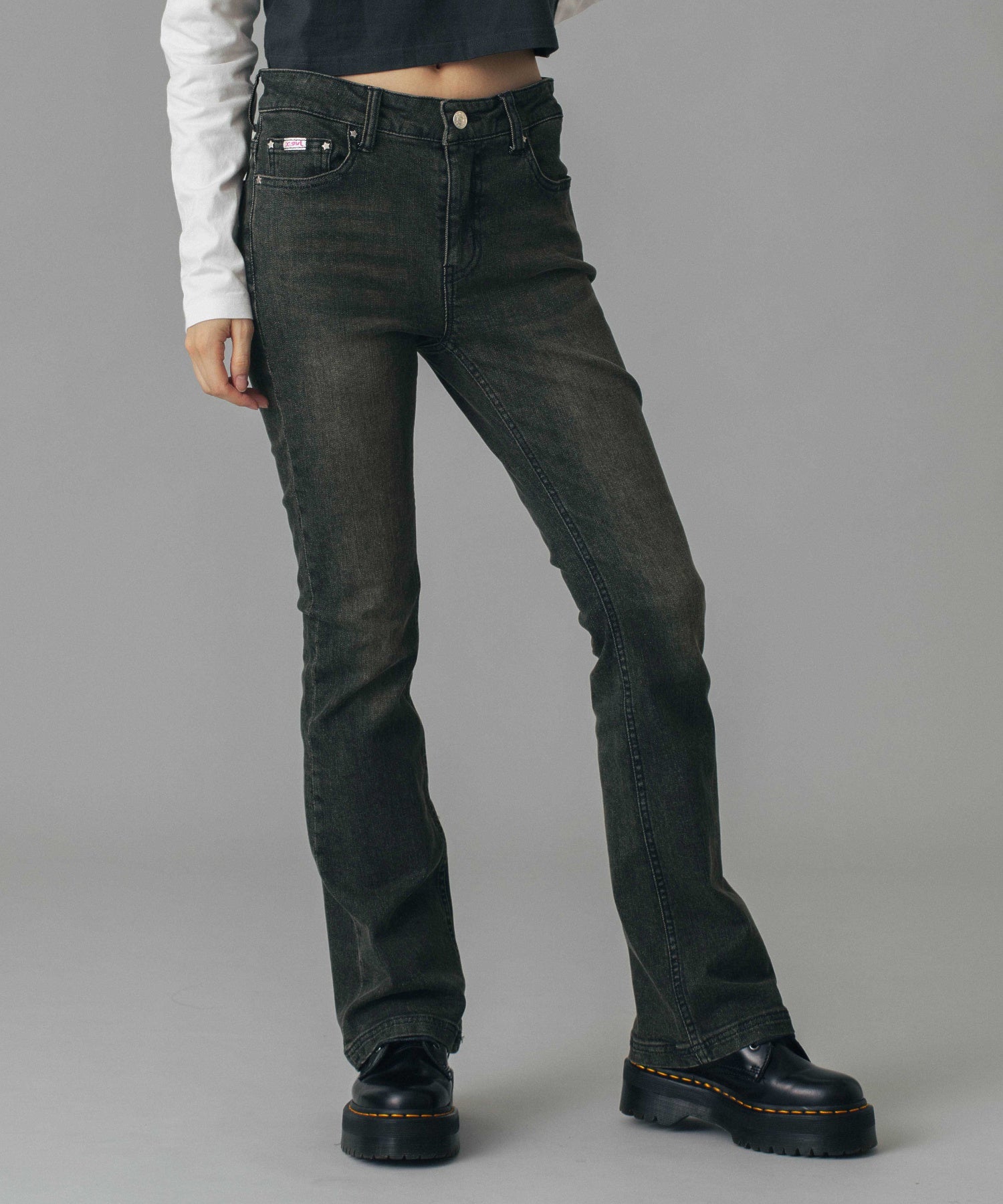 LOW RISE FLARE SKINNY DENIM PANTS