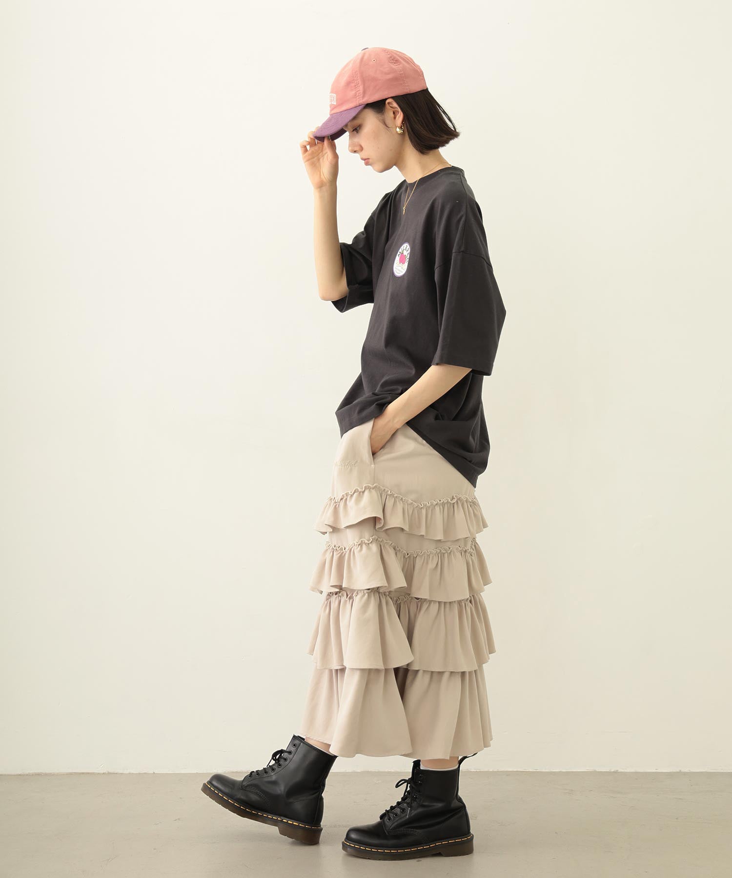 CIRCLE STRAWBERRY LOGO S/S TEE