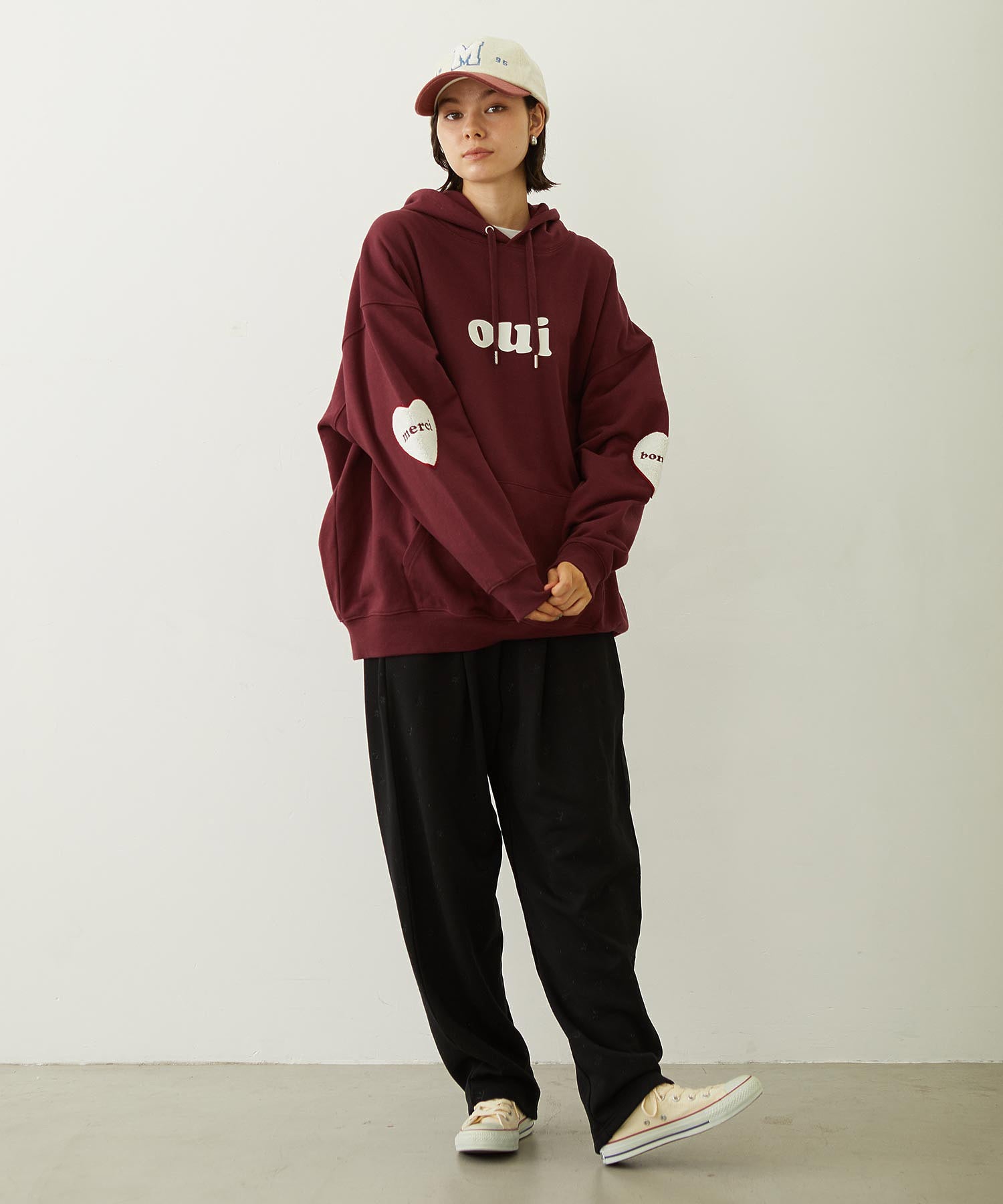 HEART ELBOW PATCH SWEAT HOODIE