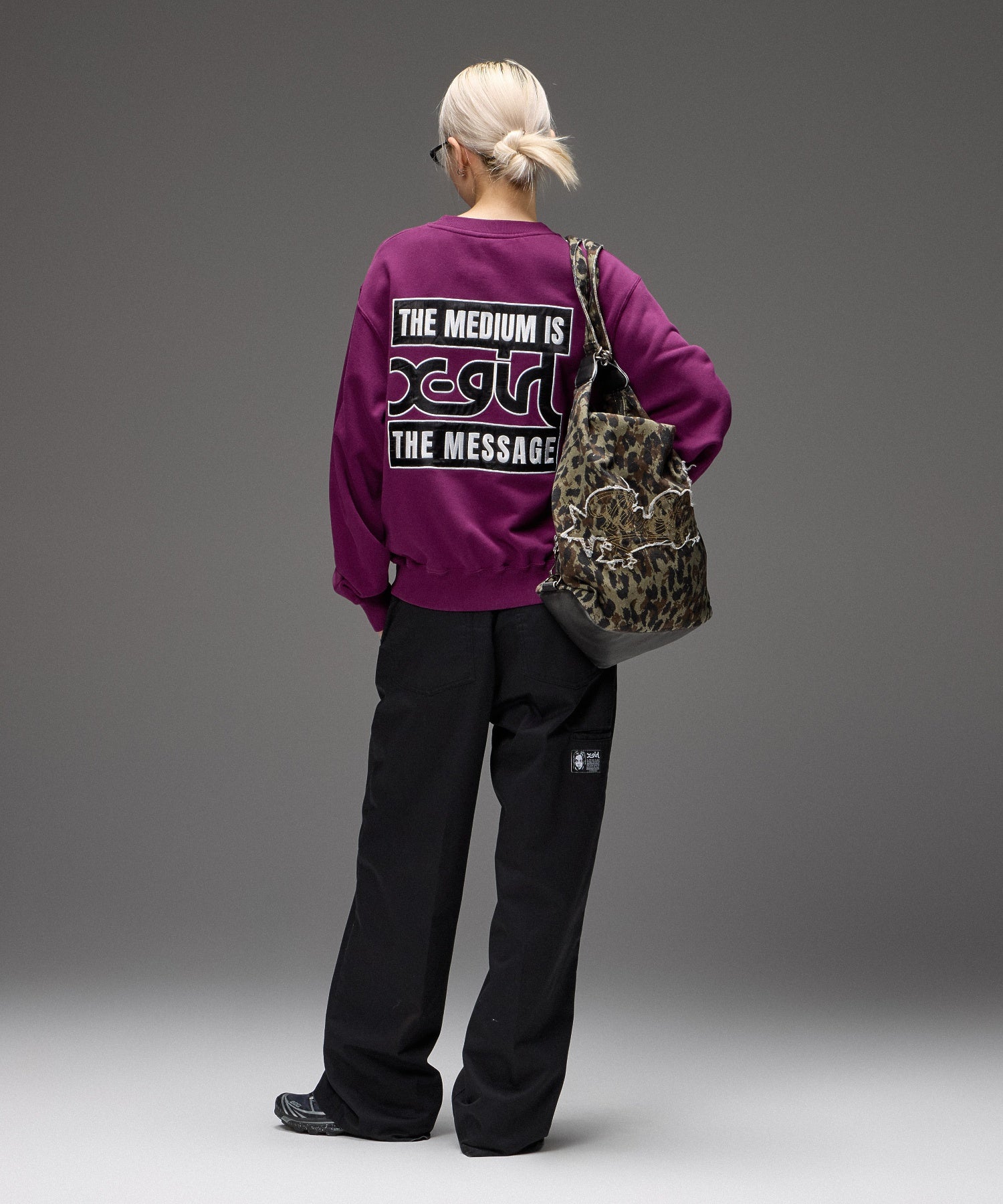 BOX AND MILLS LOGO PATCH SWEATSHIRT