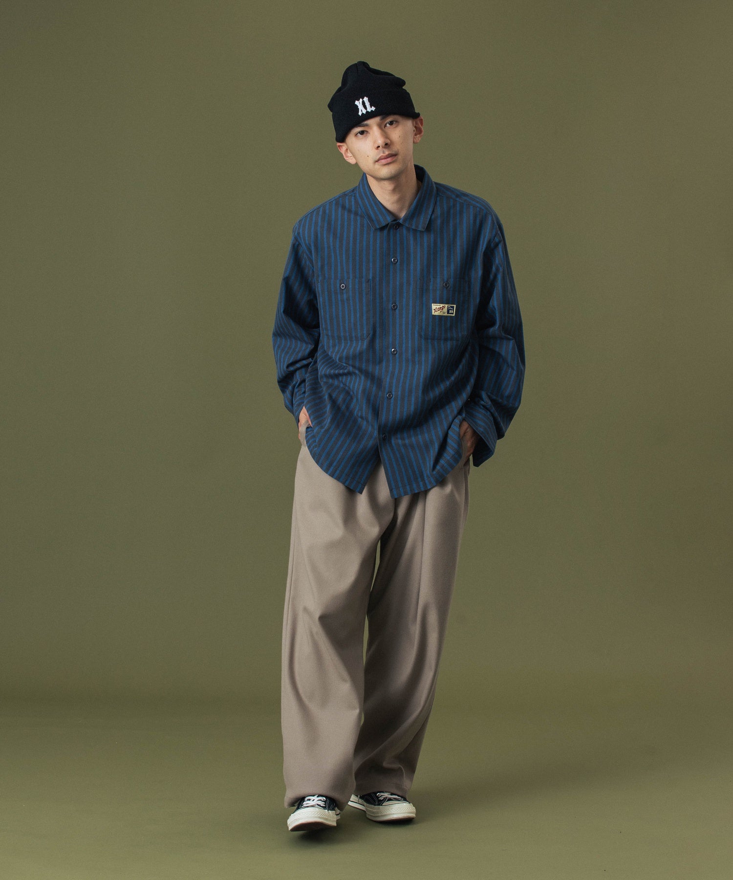 WIDE TUCK PANTS
