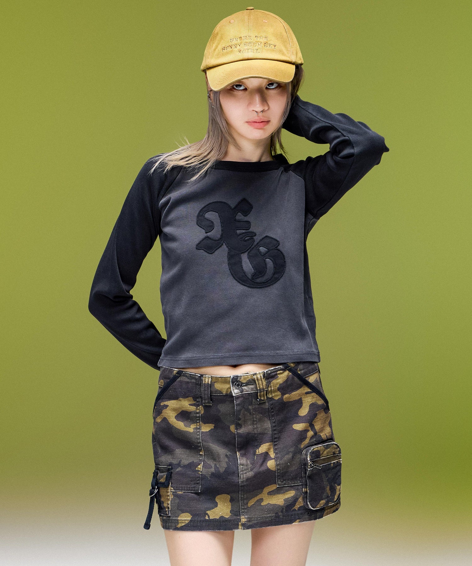 MULTI POCKET MINI SKIRT