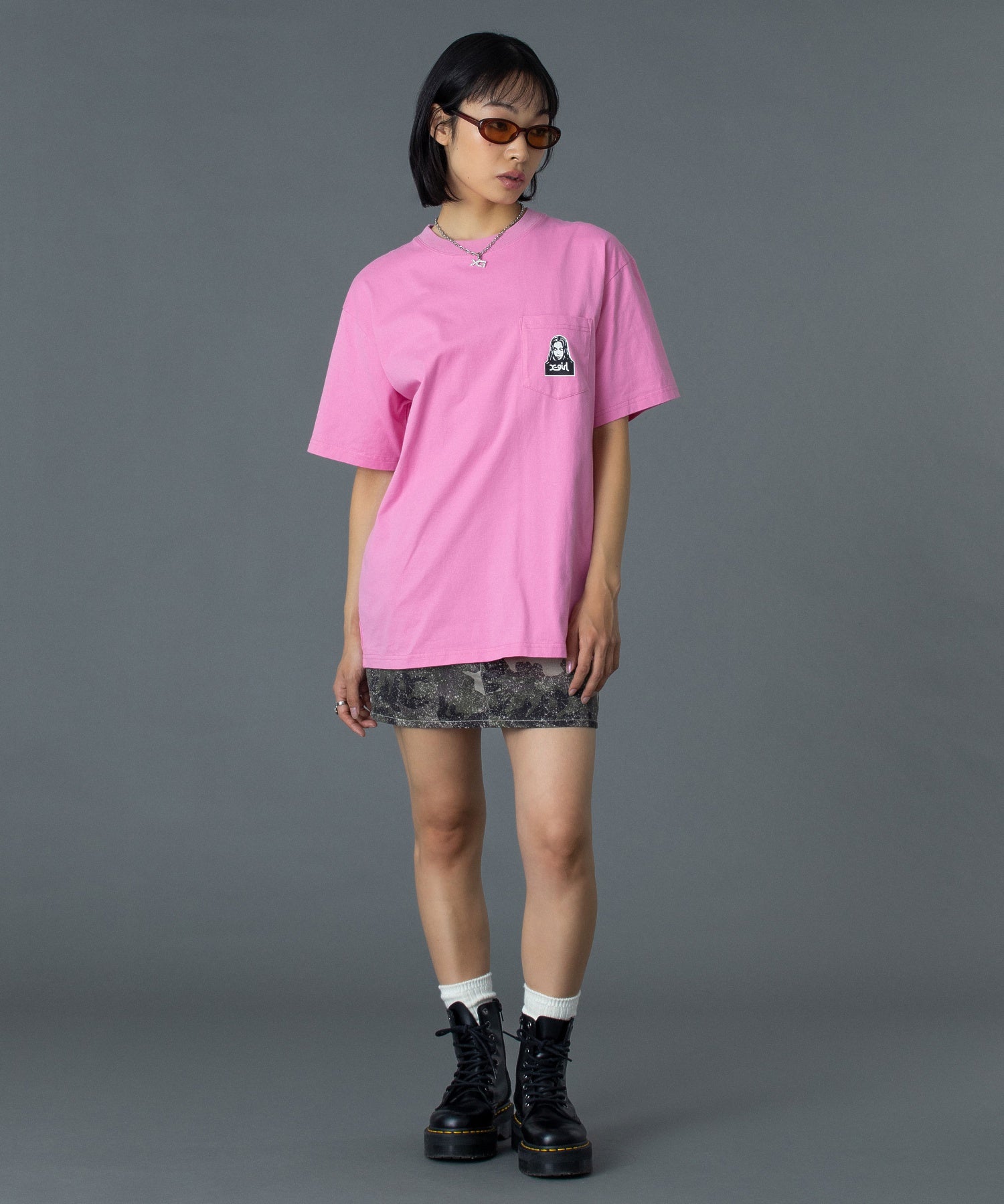 FACE AND WORDS POCKET S/S TEE