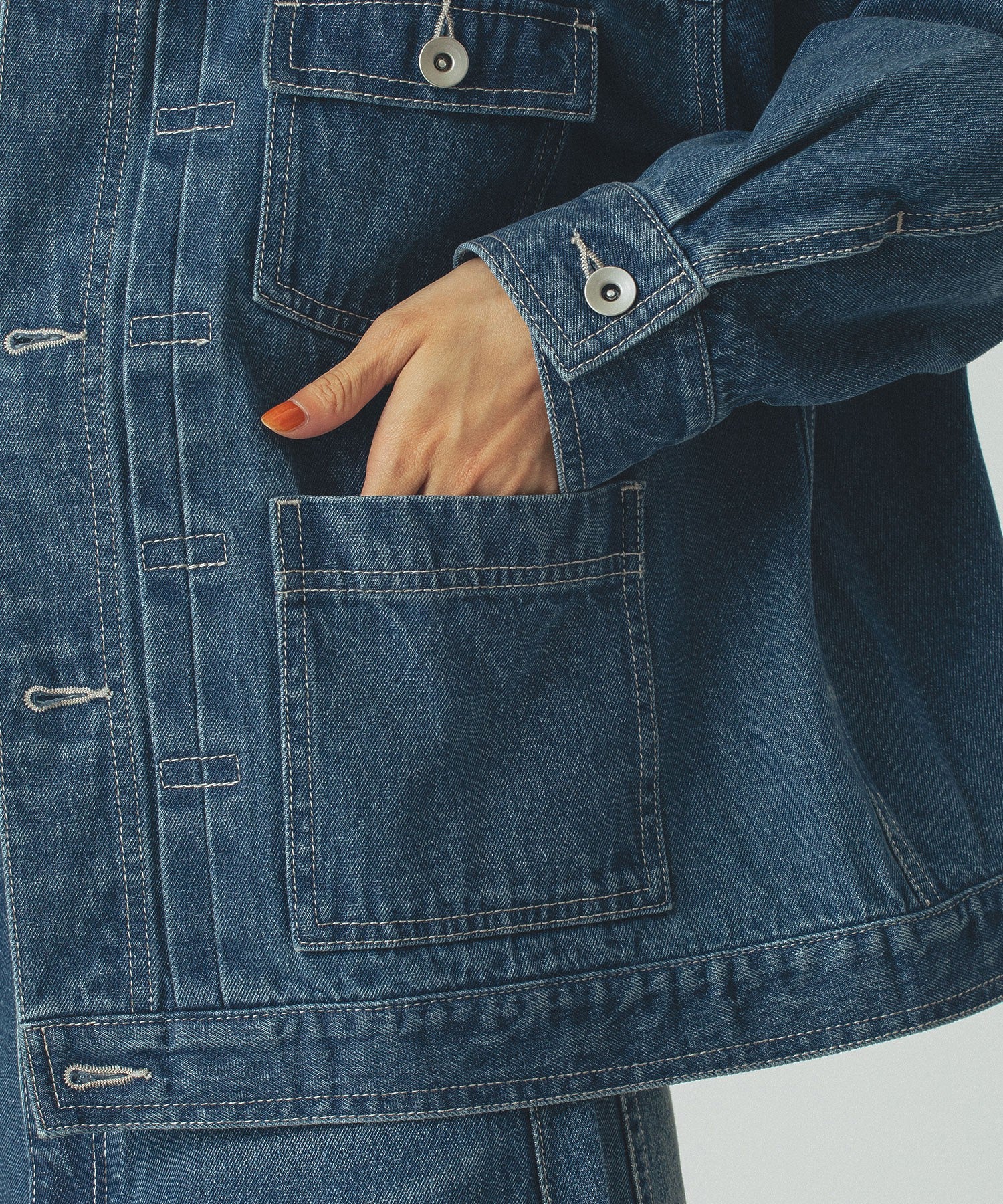 DENIM JACKET