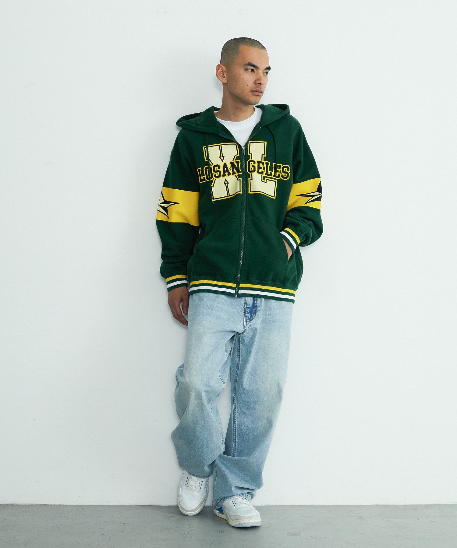VARSITY ZIP HOODED SWEATSHIRT