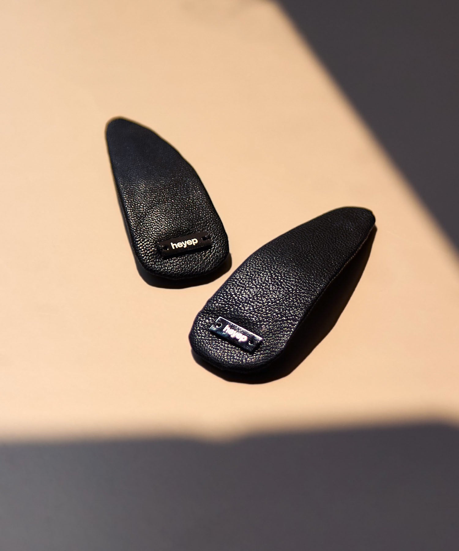 heyep/Faux Leather Hair Clips -2Piece Set
