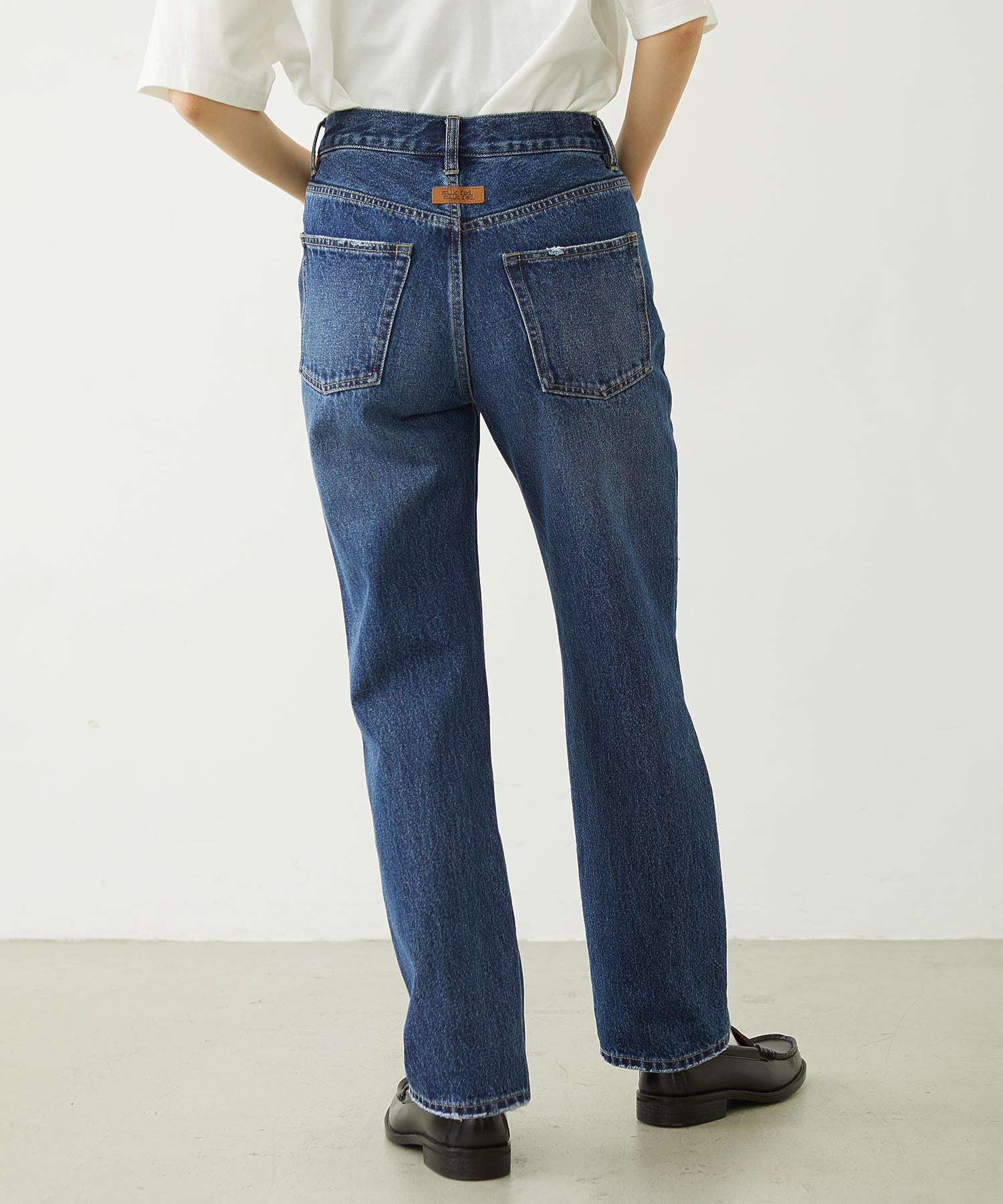 REPAIR DETAIL DENIM PANTS