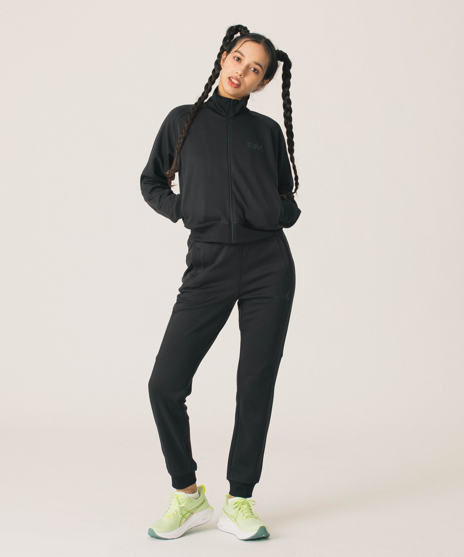 SHORT TRACK JACKET