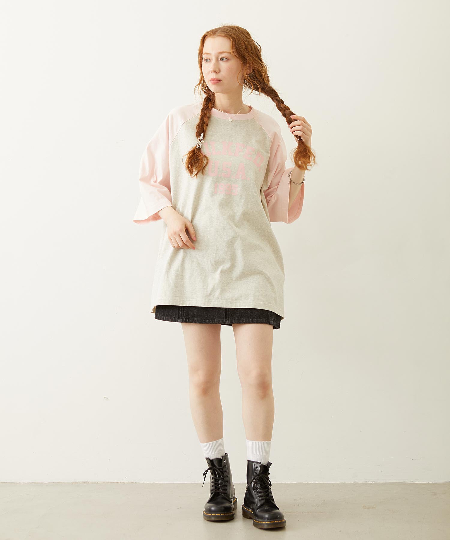 COLLEGE LOGO BIG S/S TOP