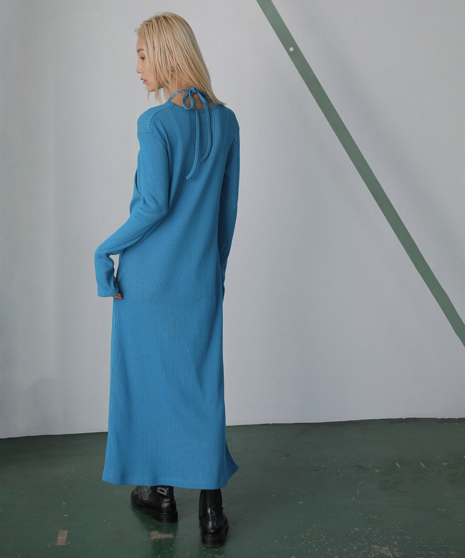 レイヤードリブニットワンピース