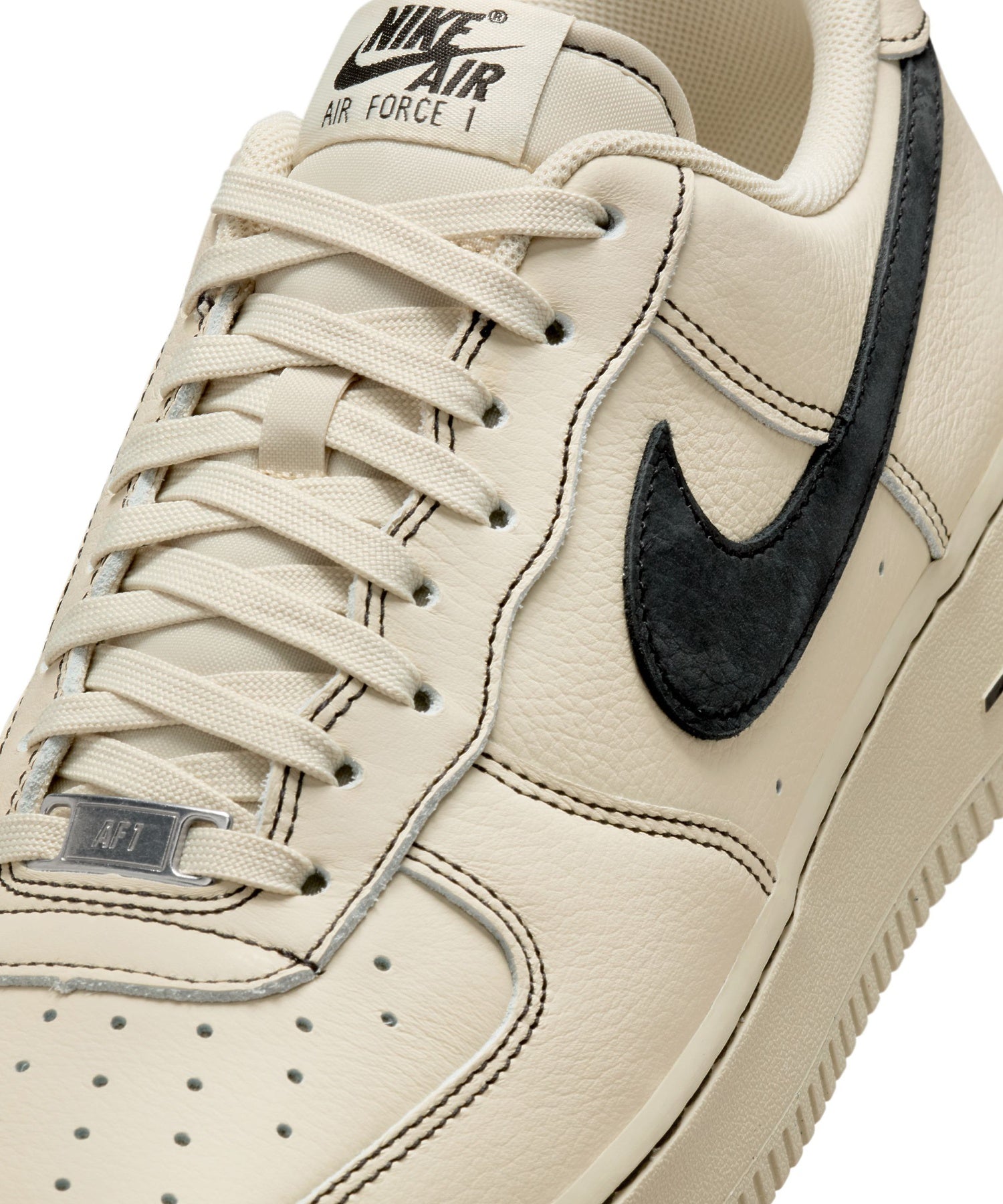 NIKE/ナイキ/AIR FORCE 1 07 LV8  HQ2037-200