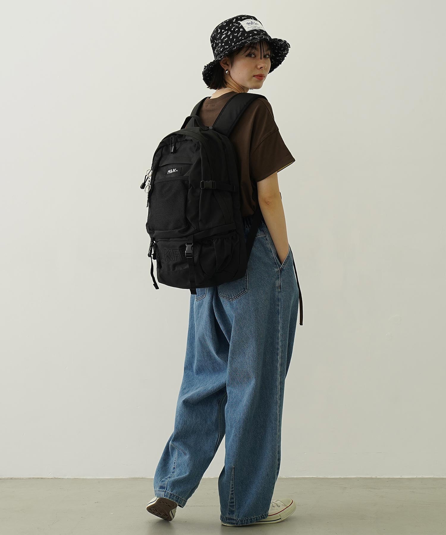 【定番】NEO EMBROIDERY BIG BACKPACK BAR MILKFED.