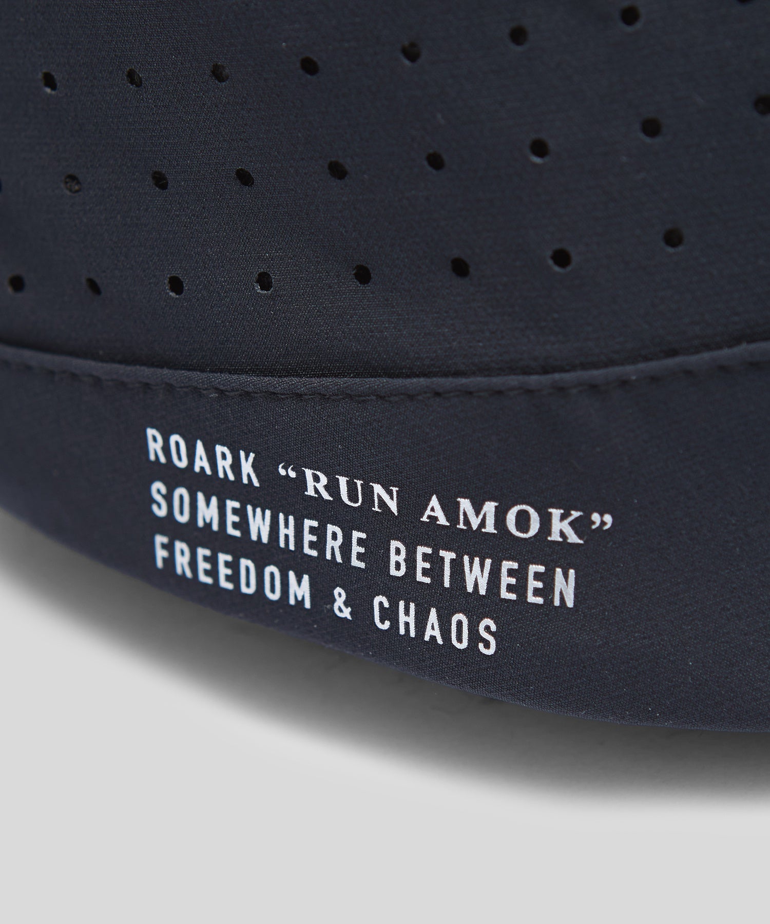 RUN AMOK/ランアモック/RH737